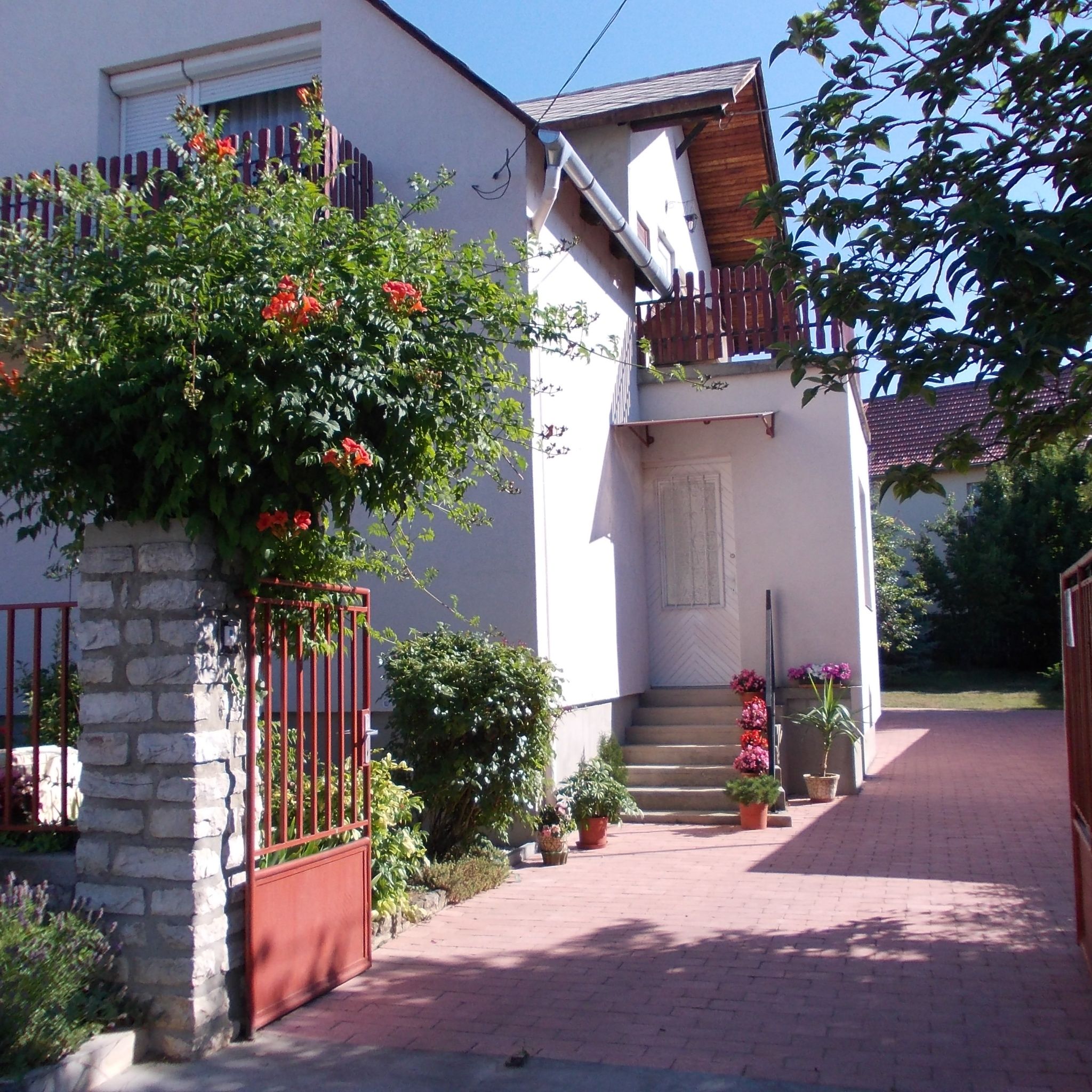 Csokolom Apartman Balatonfured