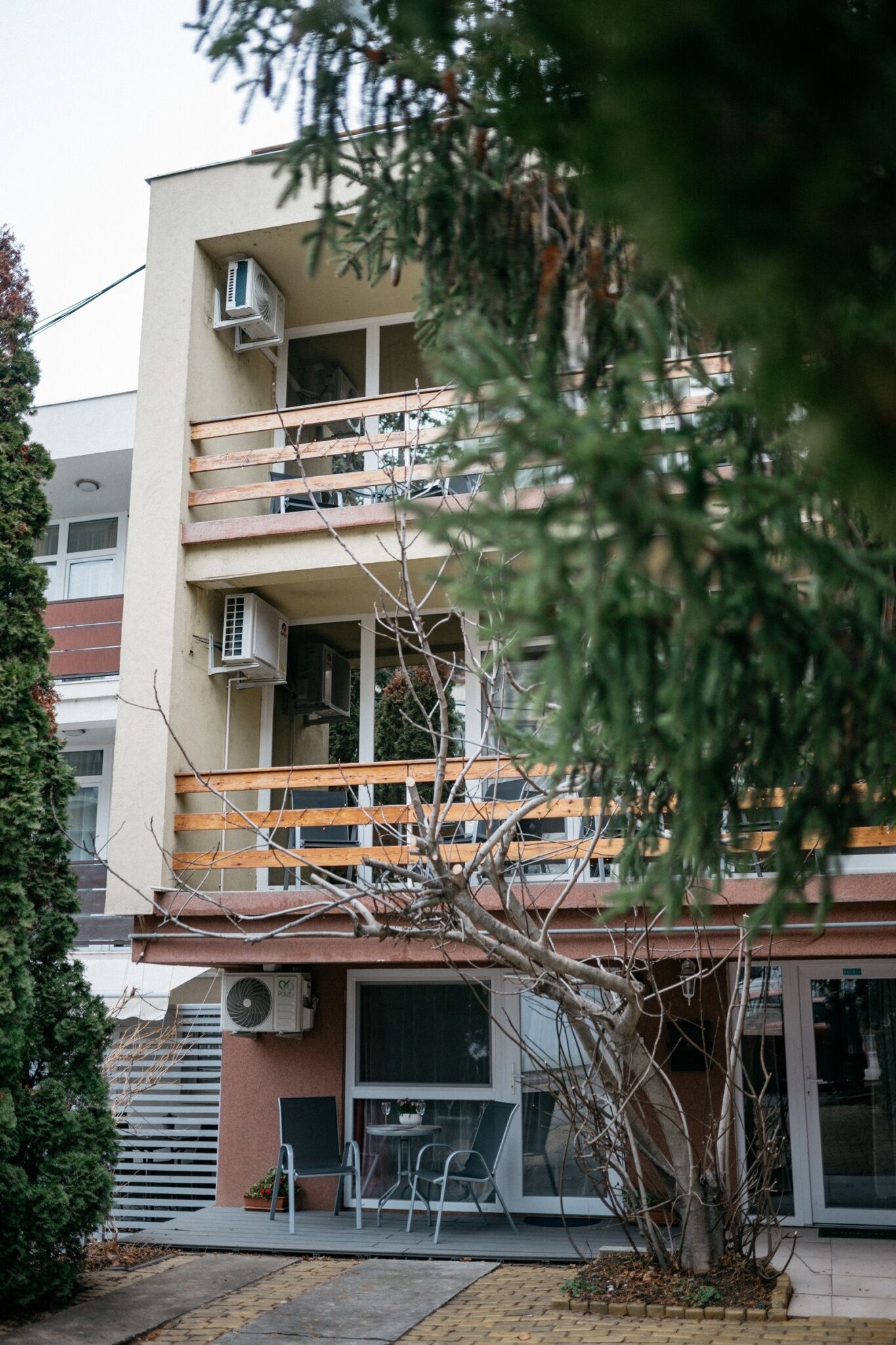 Tavaszhaz Apartmanok Balatonfured