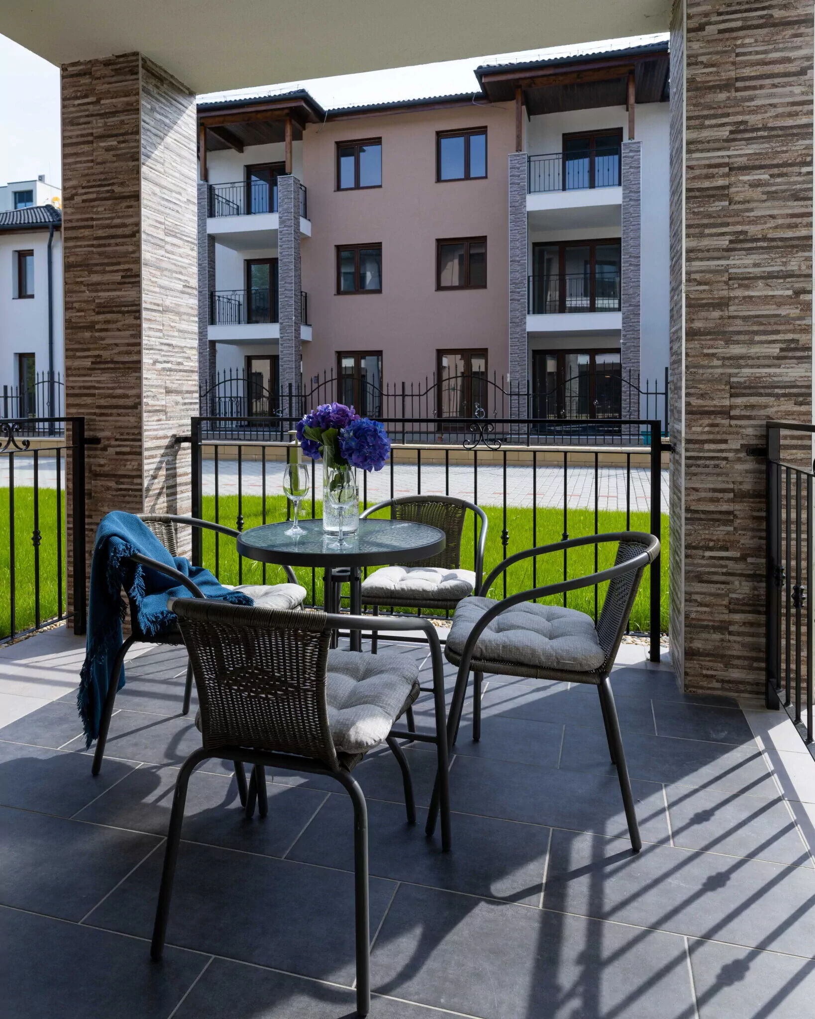 Lelle Honved 77 79 Apartman Balatonlelle