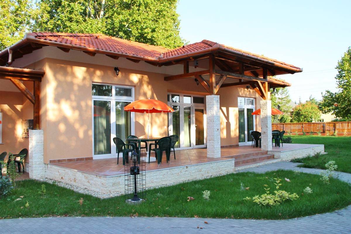 Lelle Corso Apartman Balatonlelle
