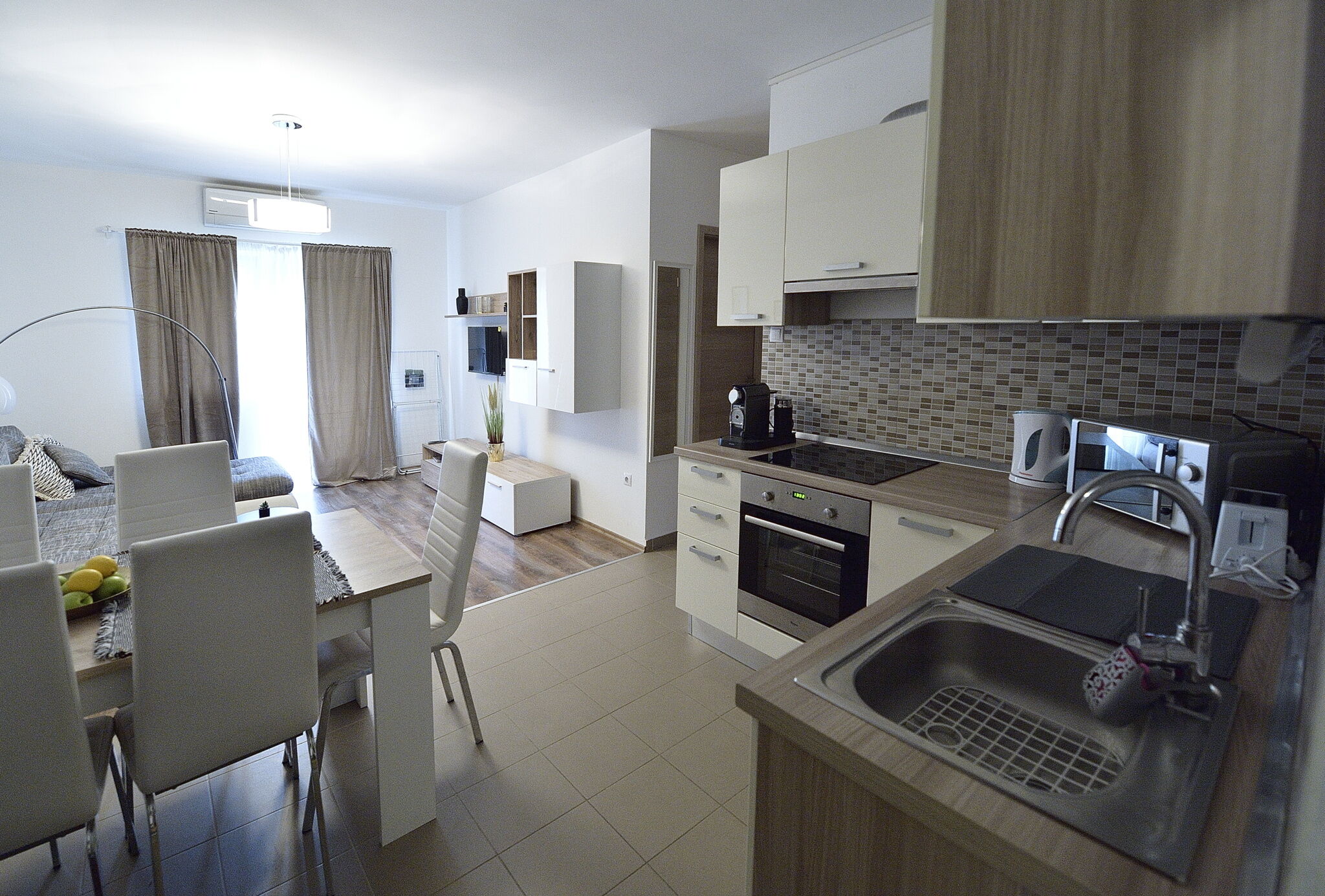 Langos Udito Ii. Apartmanok Balatonlelle