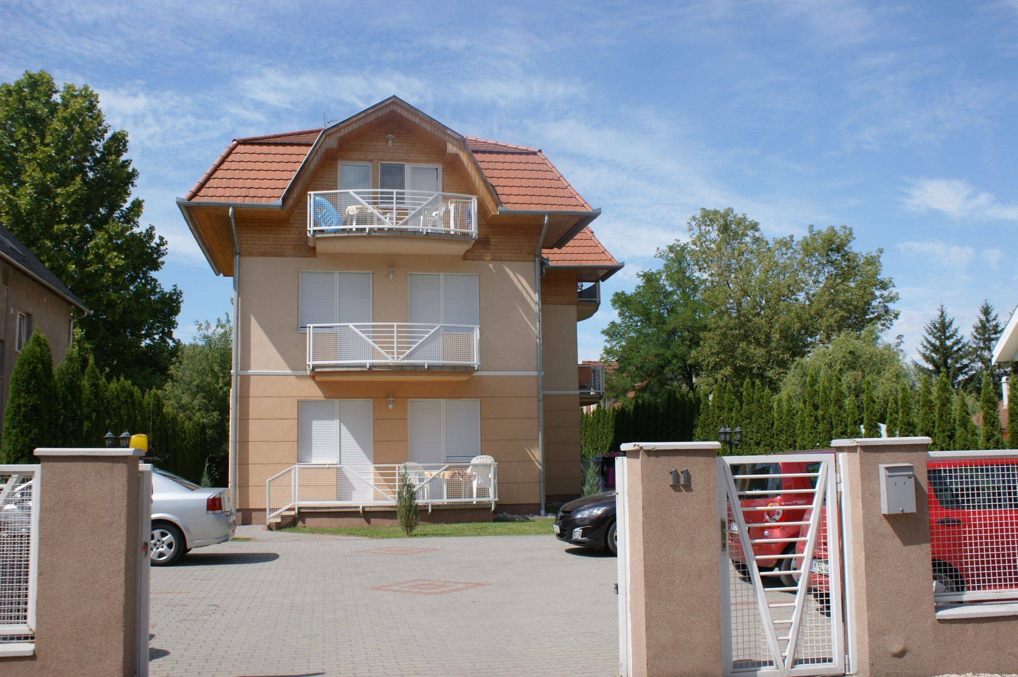 Arnyas Apartmanhaz Balatonlelle