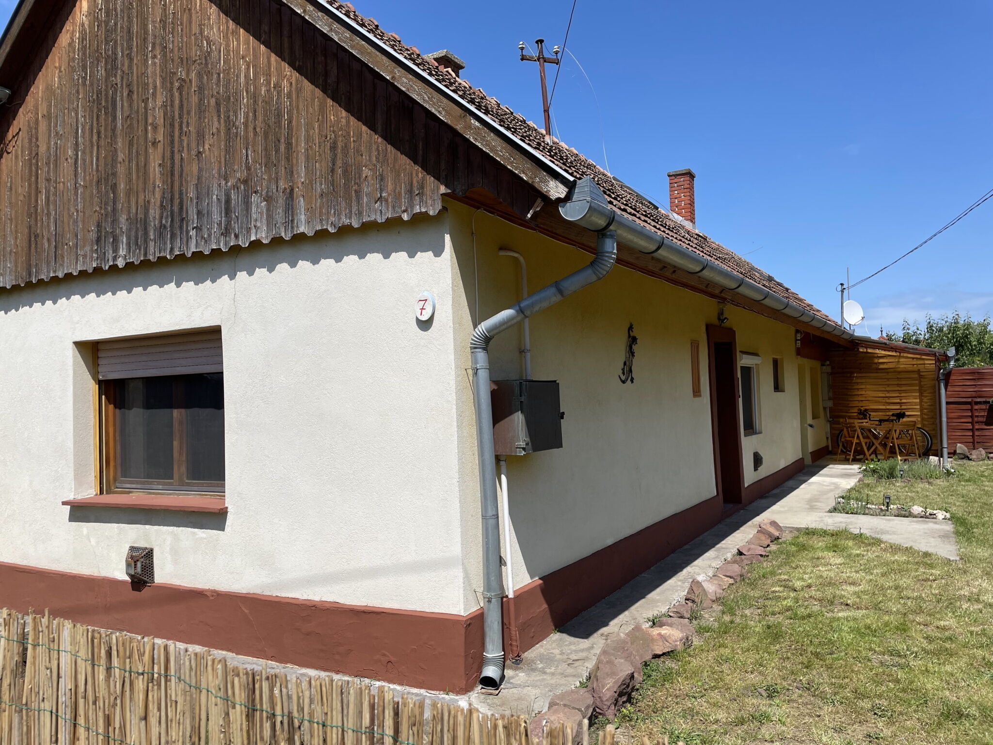Fekete Gekko Apartman Balatonlelle