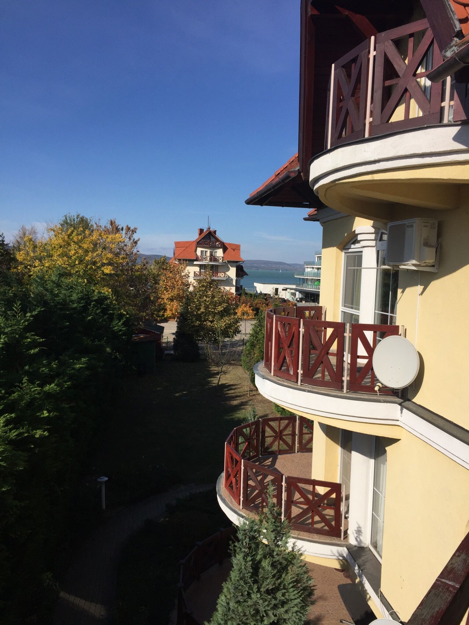 Hunor Koztarsasag Apartman Balatonlelle
