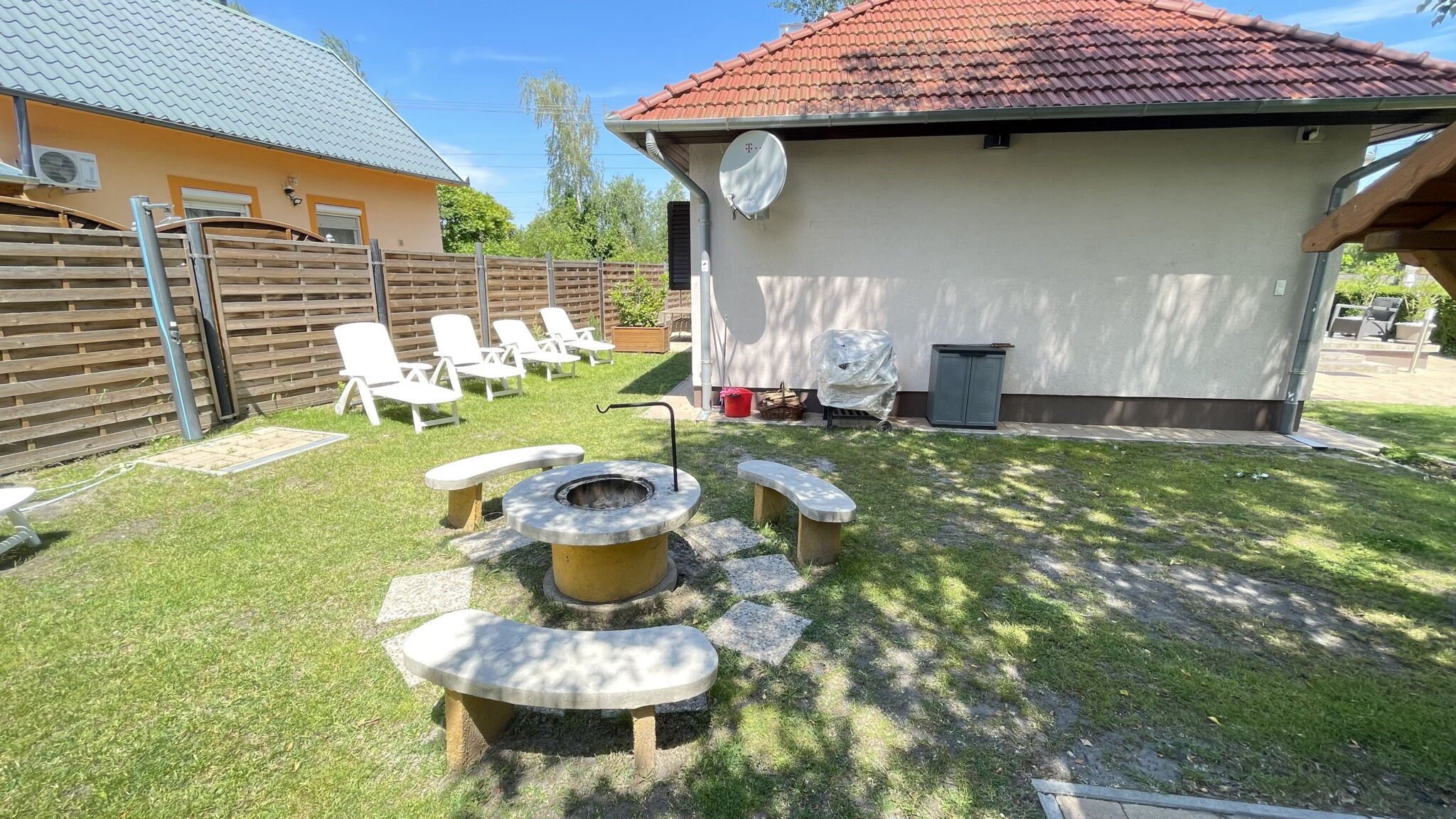 Irisz Apartman Balatonmariafurdo