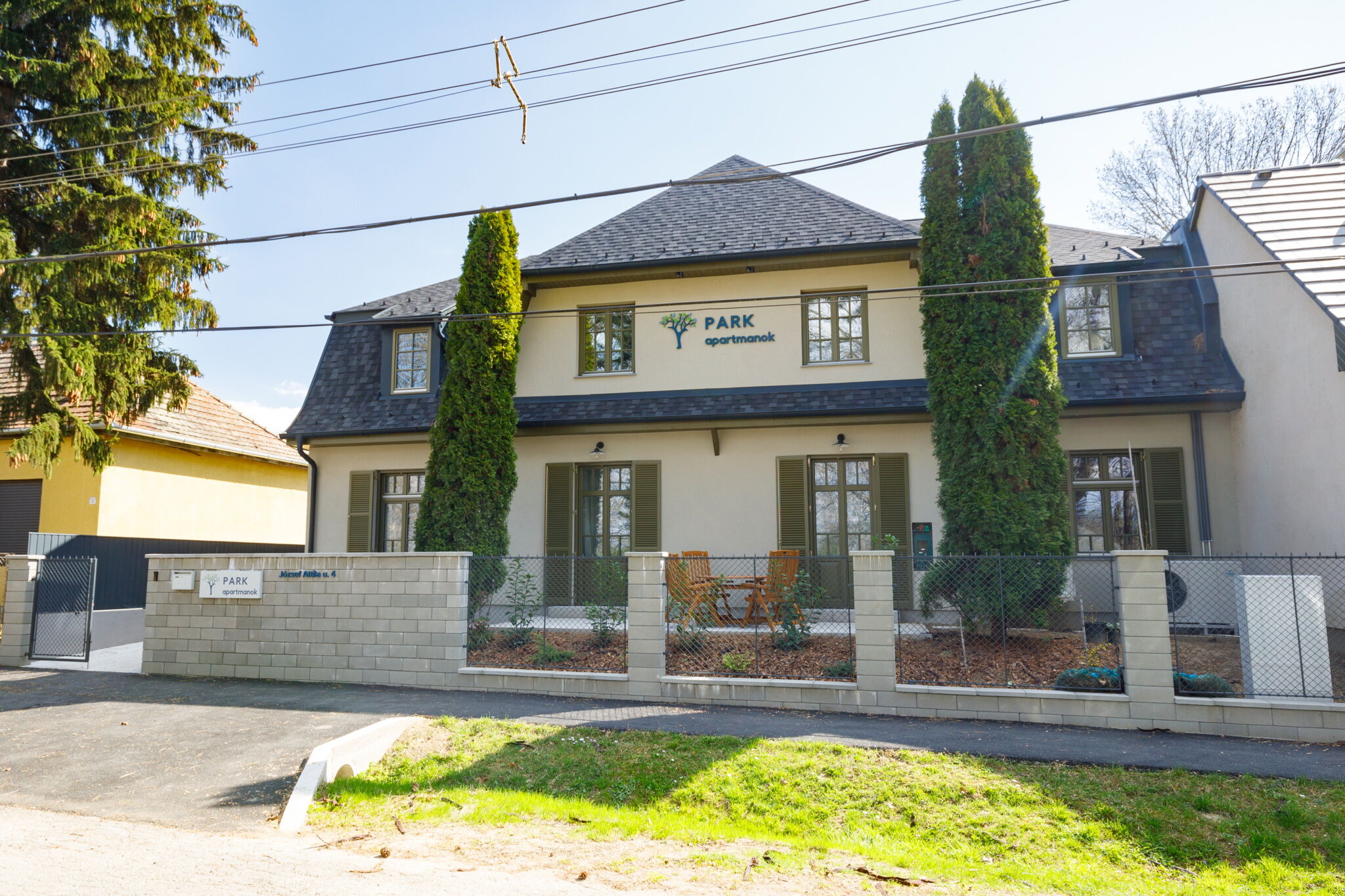 Park Apartmanok Balatonszarszo