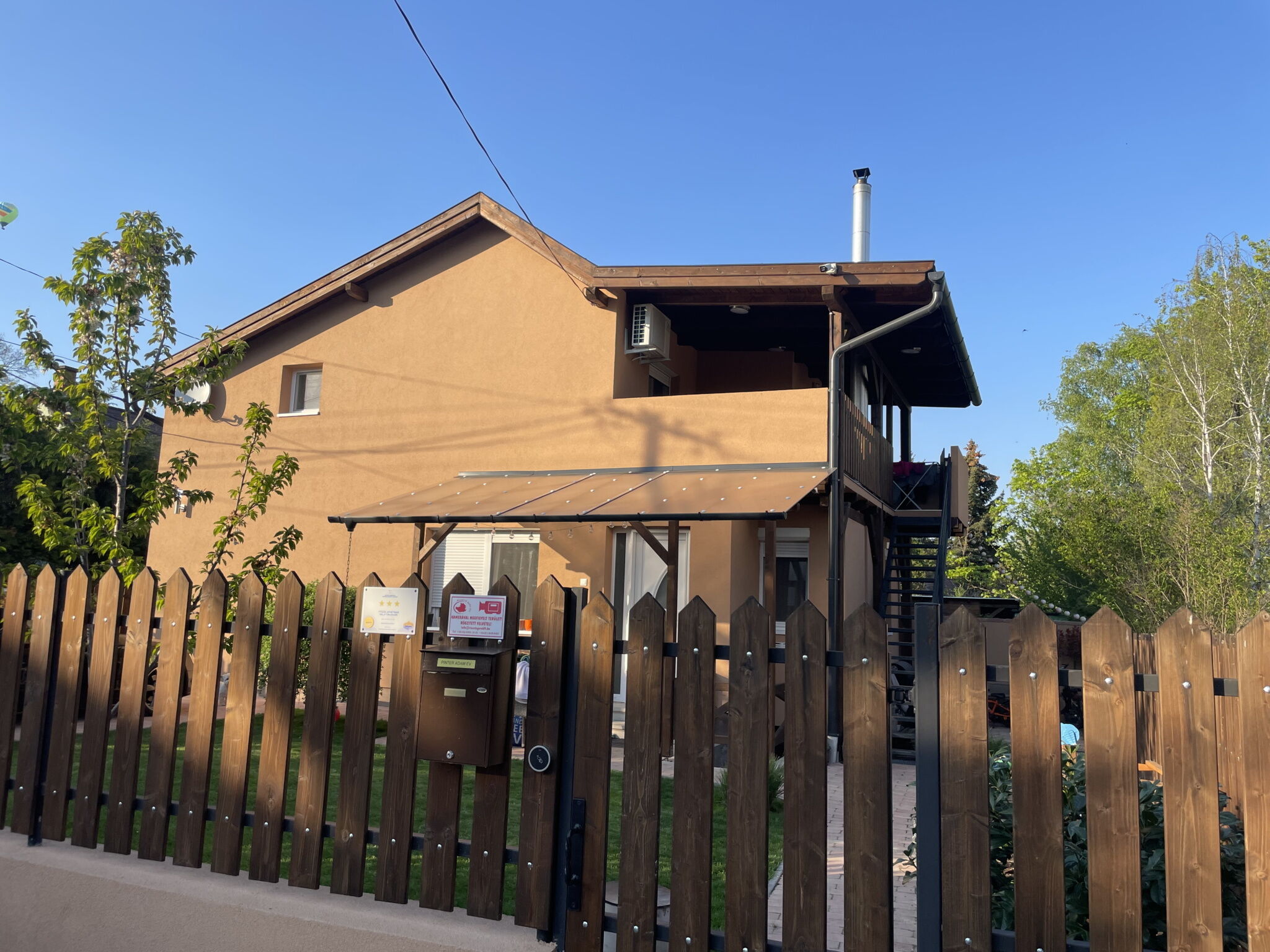 Feszek Apartman Balatonudvari