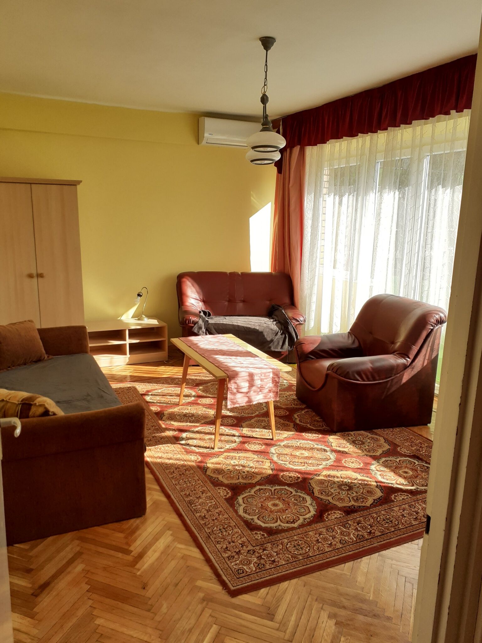 Andrassy Apartman** Bekescsaba
