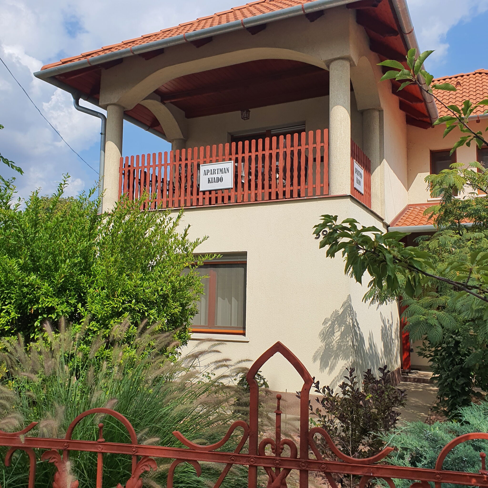 Lina Apartman Cserkeszolo