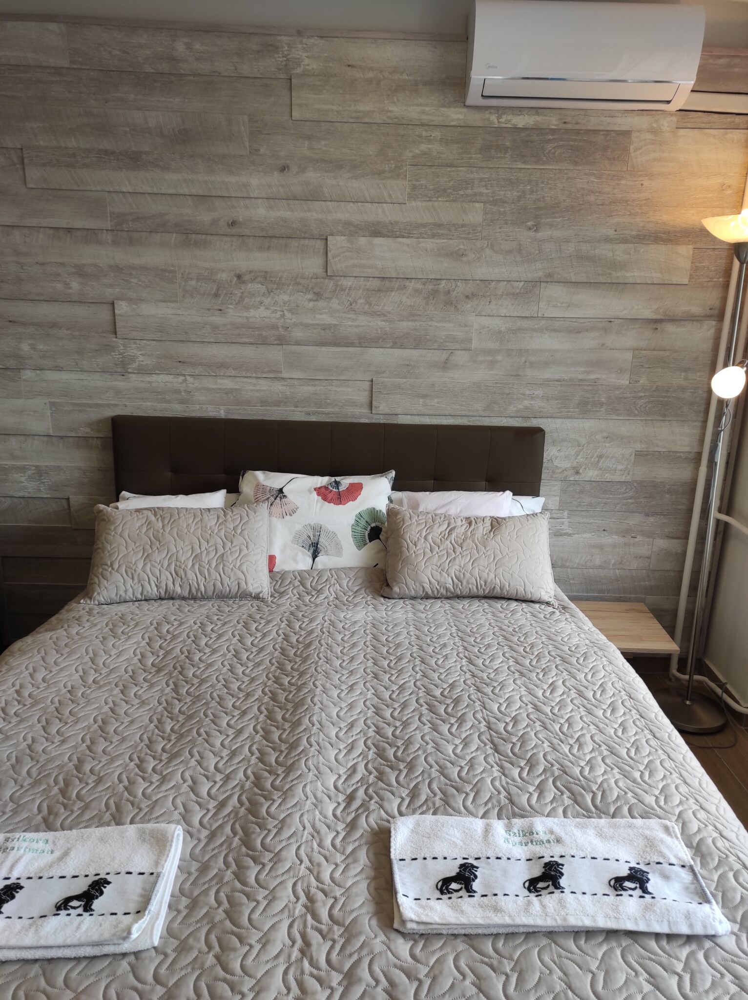 Szikora Apartman Csopak