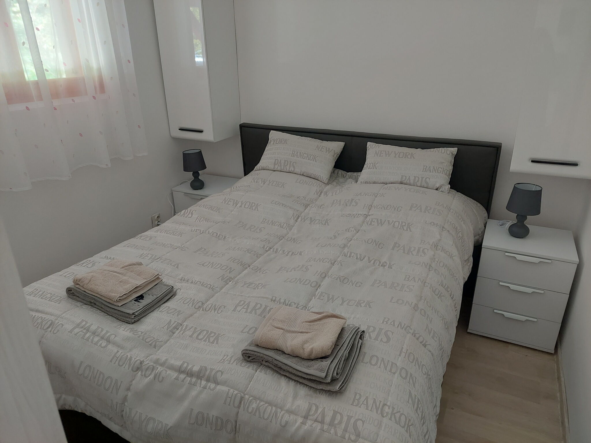 Rozmaring Apartman Csopak