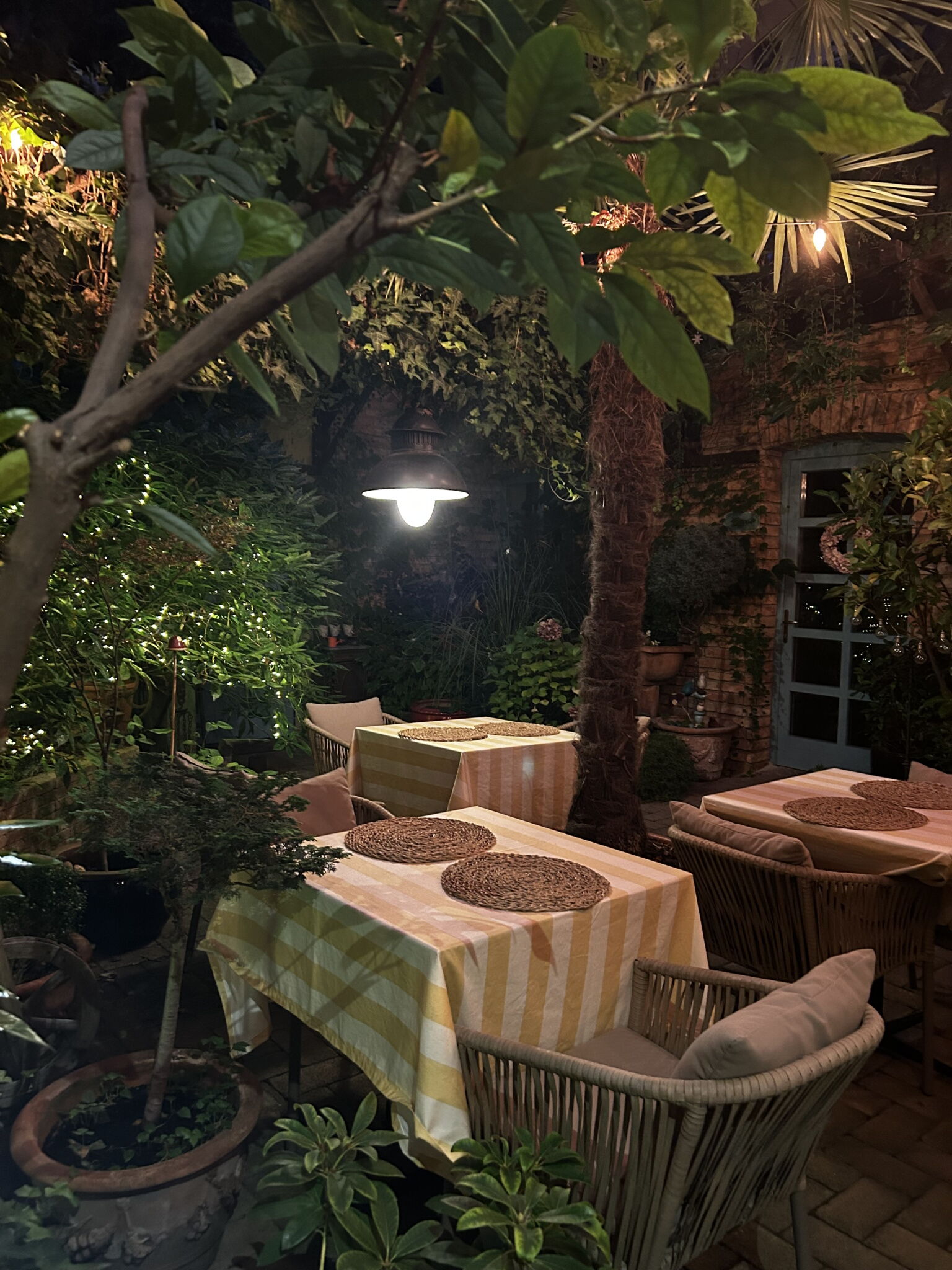 Szent Anna Panzio Es Apartmanhaz Esztergom