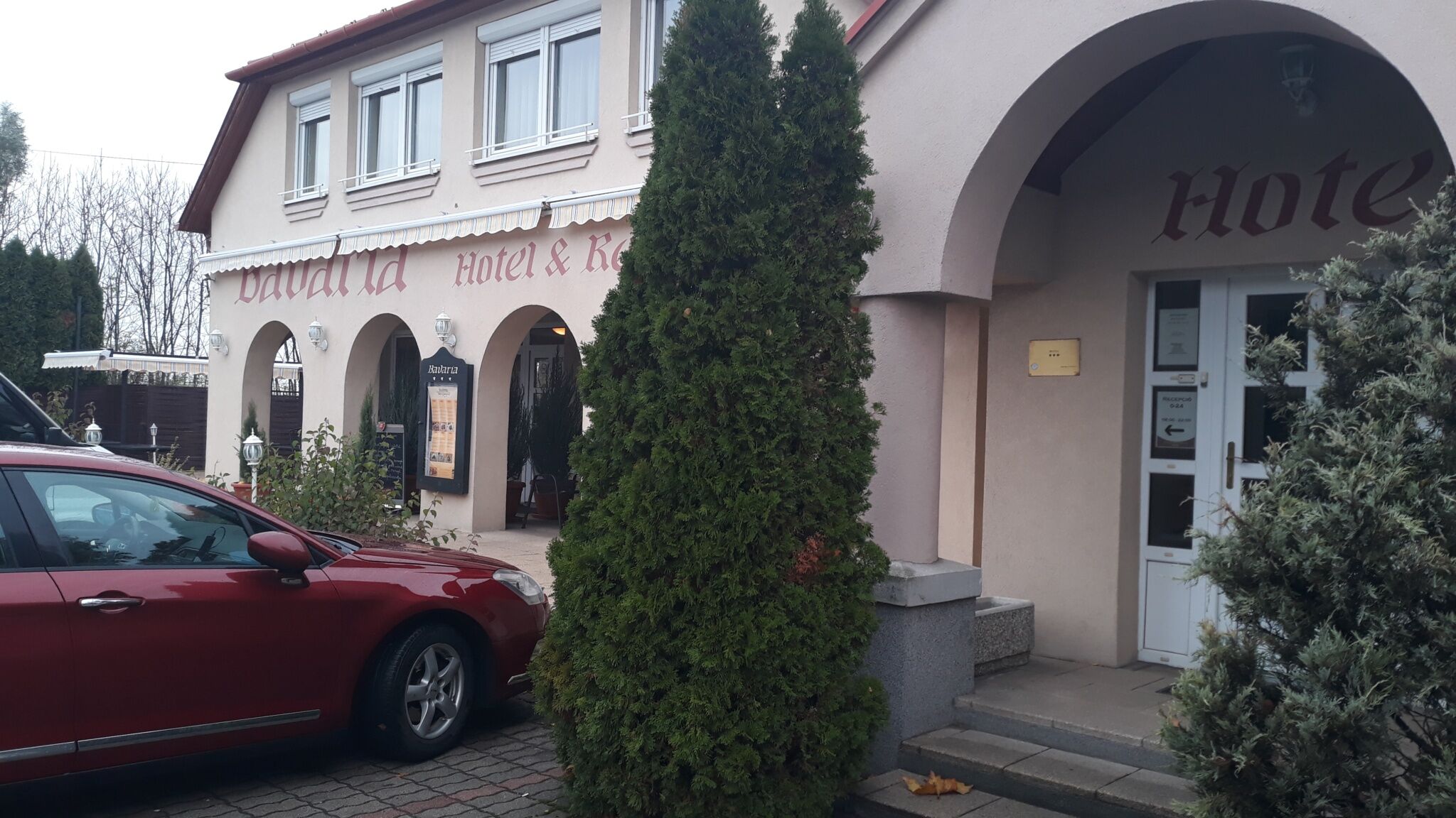 Bavaria Hotel Es Etterem Abda
