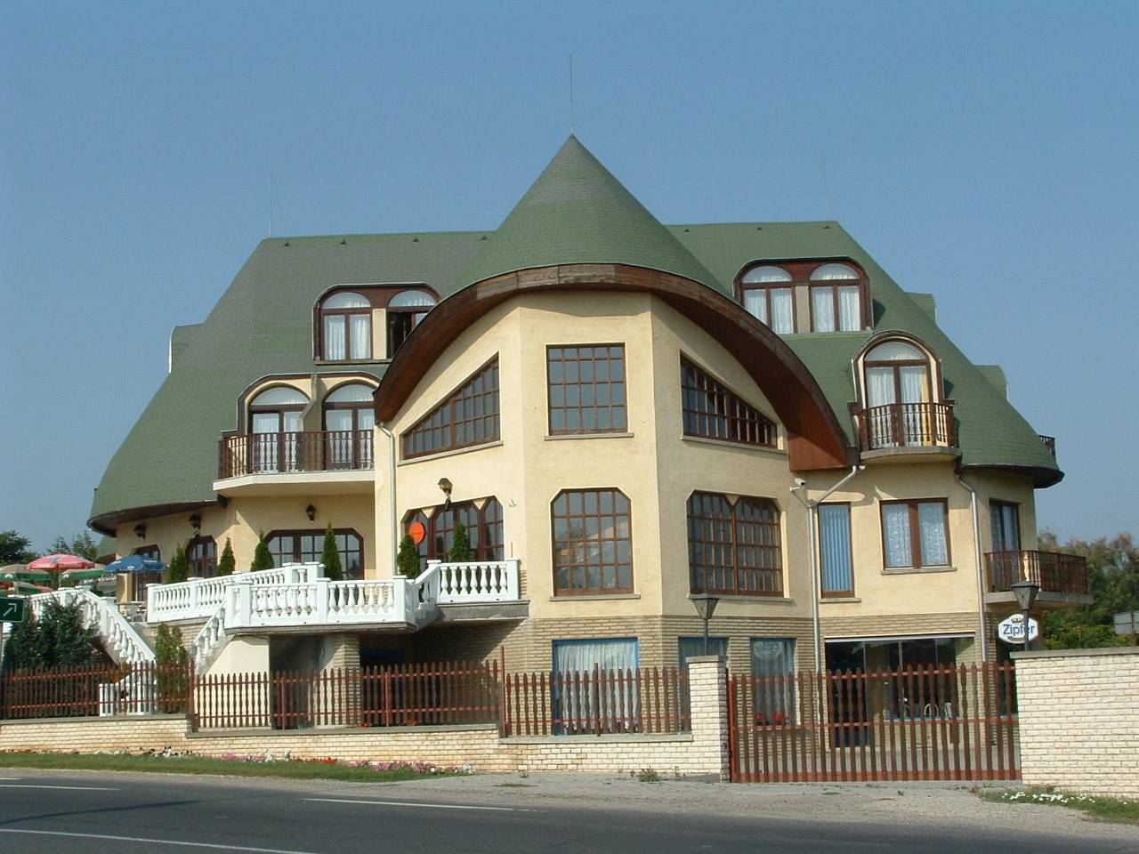 Hotel Holdfeny Kapolnasnyek