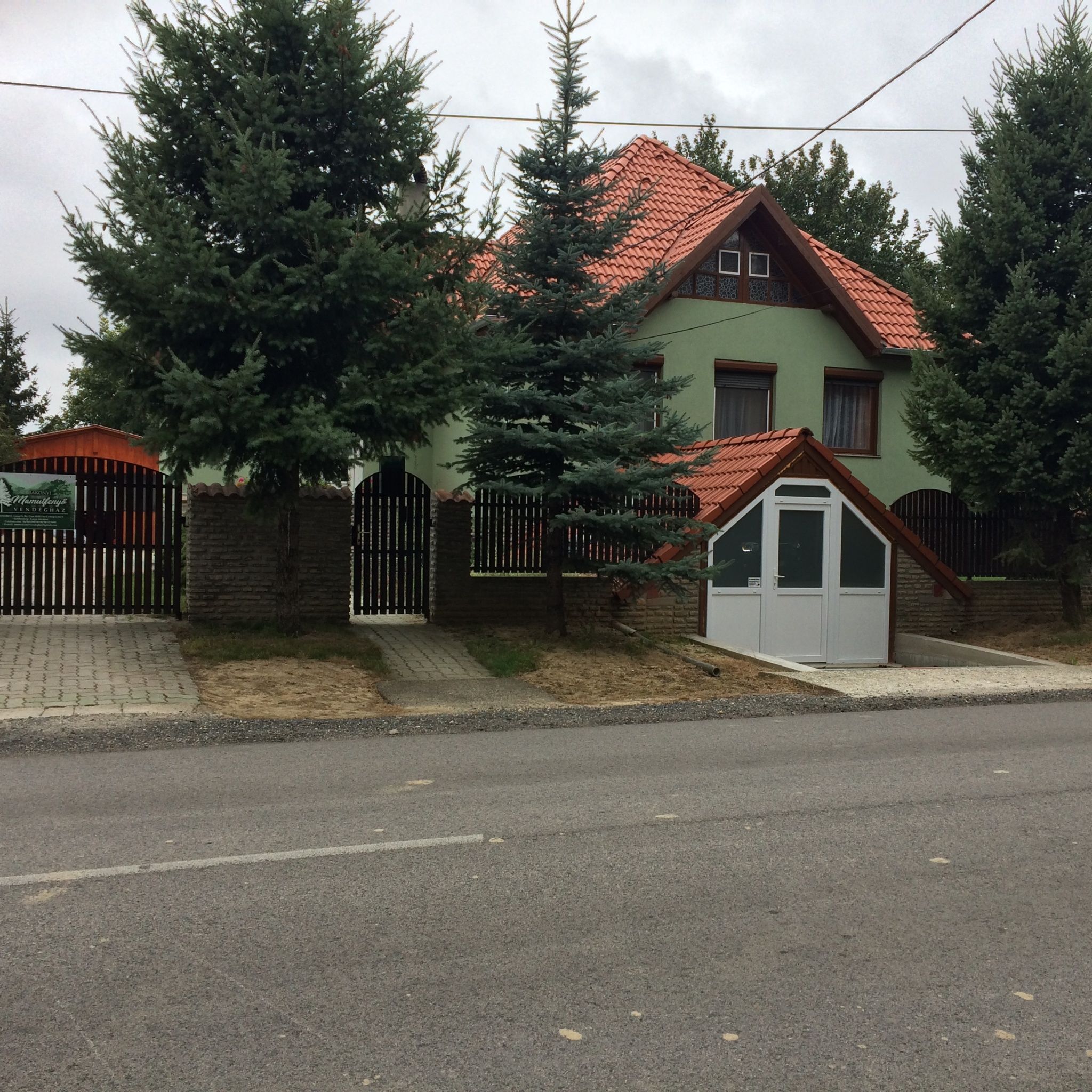 Bakonyi Mamutfenyo Vendeghaz Tes Csoszpuszta