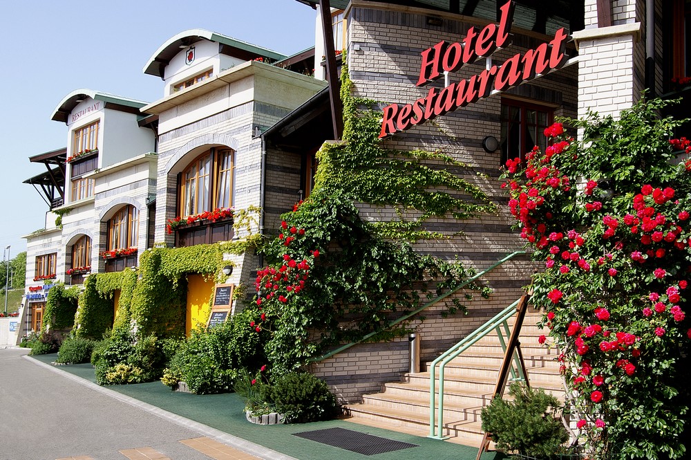Rosengarten Hotel Restaurant Sopron