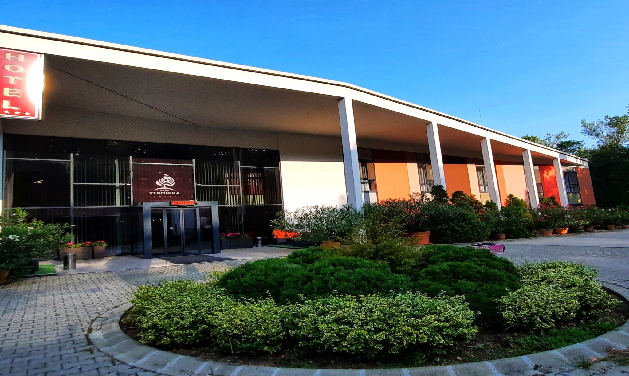 Veronika Hotel Tiszaujvaros