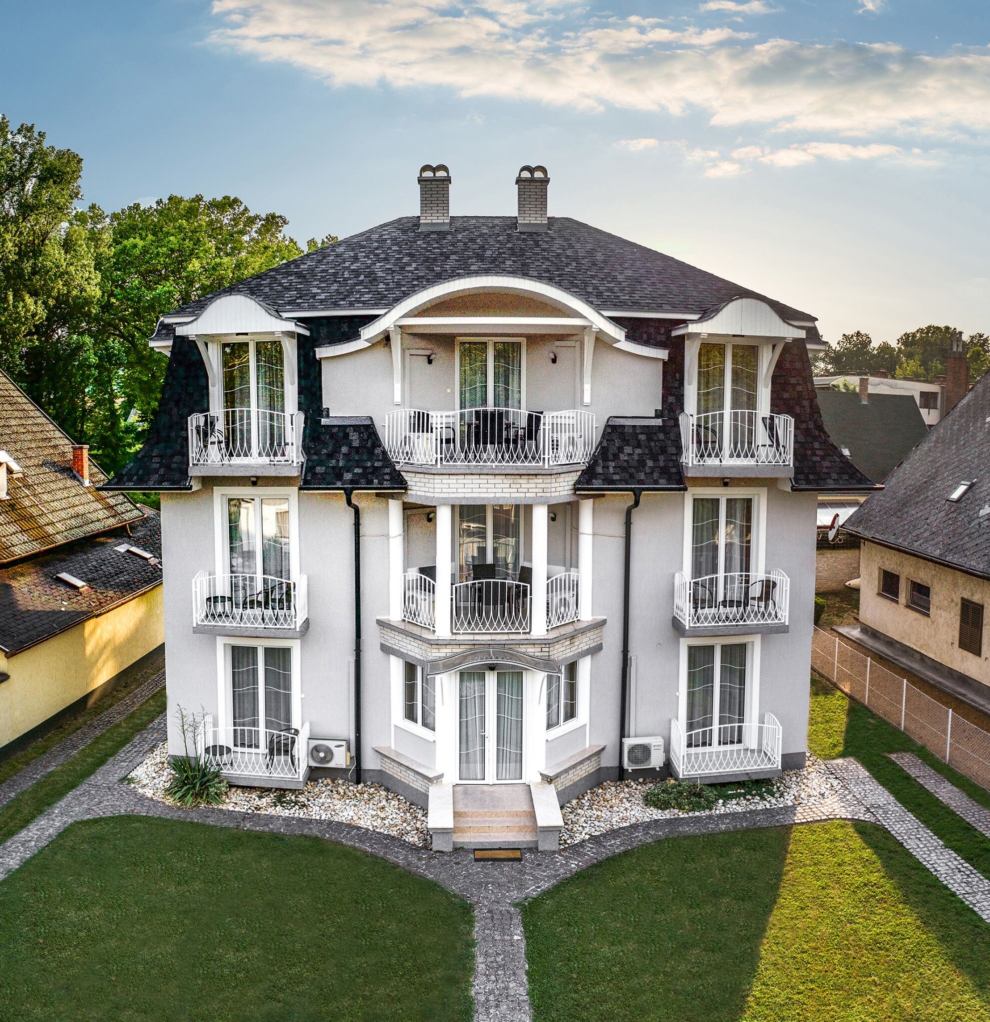 Villaboglar Panzio Balatonboglar