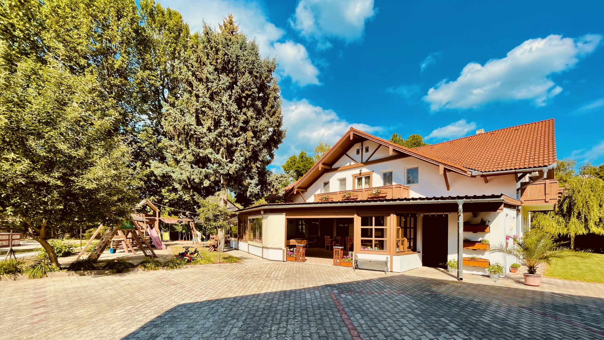 Sommer Panzio Balatonfoldvar
