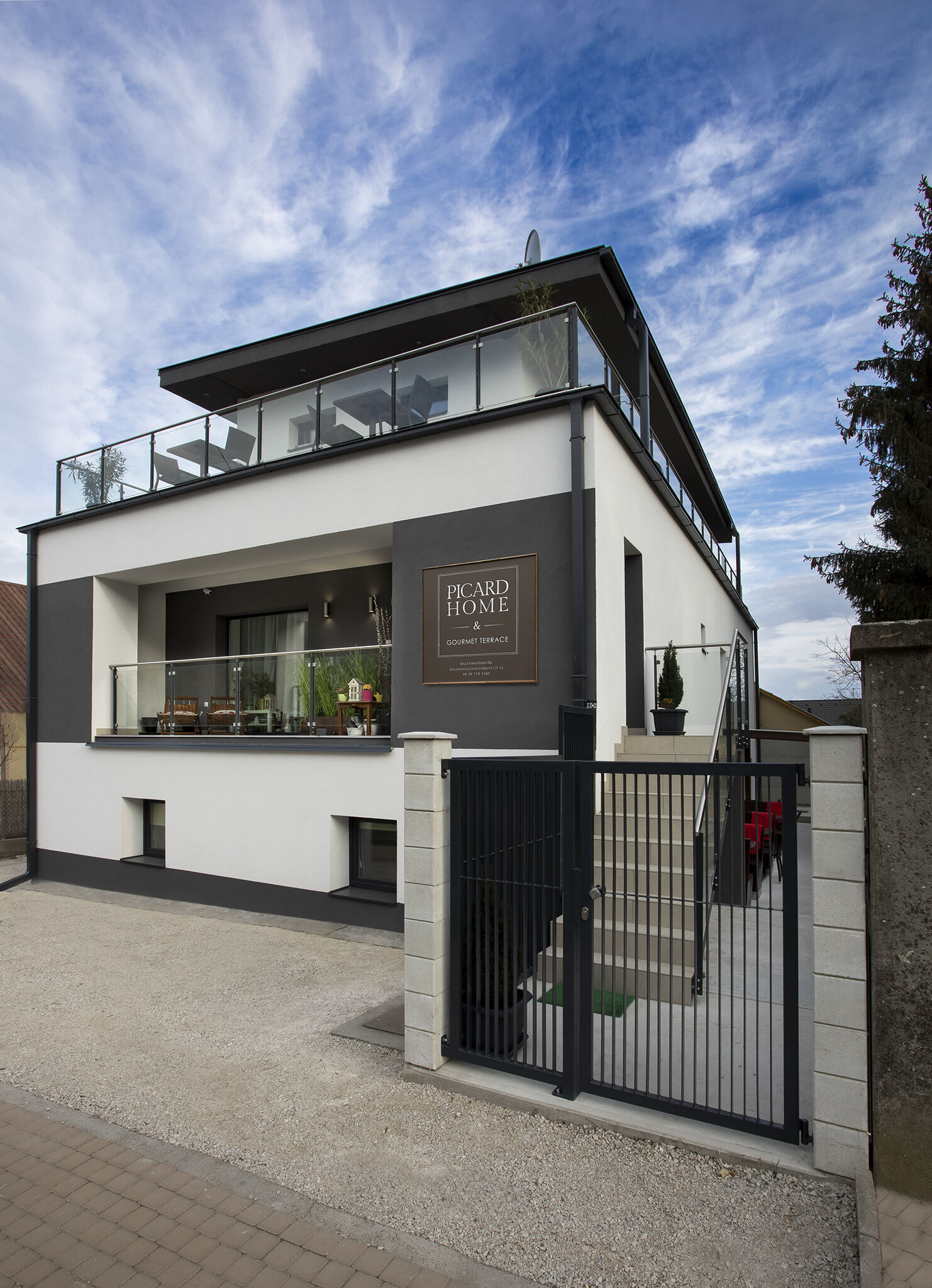 Picard Home Gourmet Terrace Panzio Es Etterem Balatonfoldvar