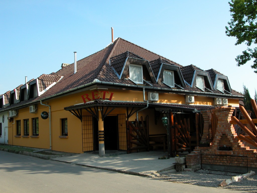 Reti Panzio Bekescsaba