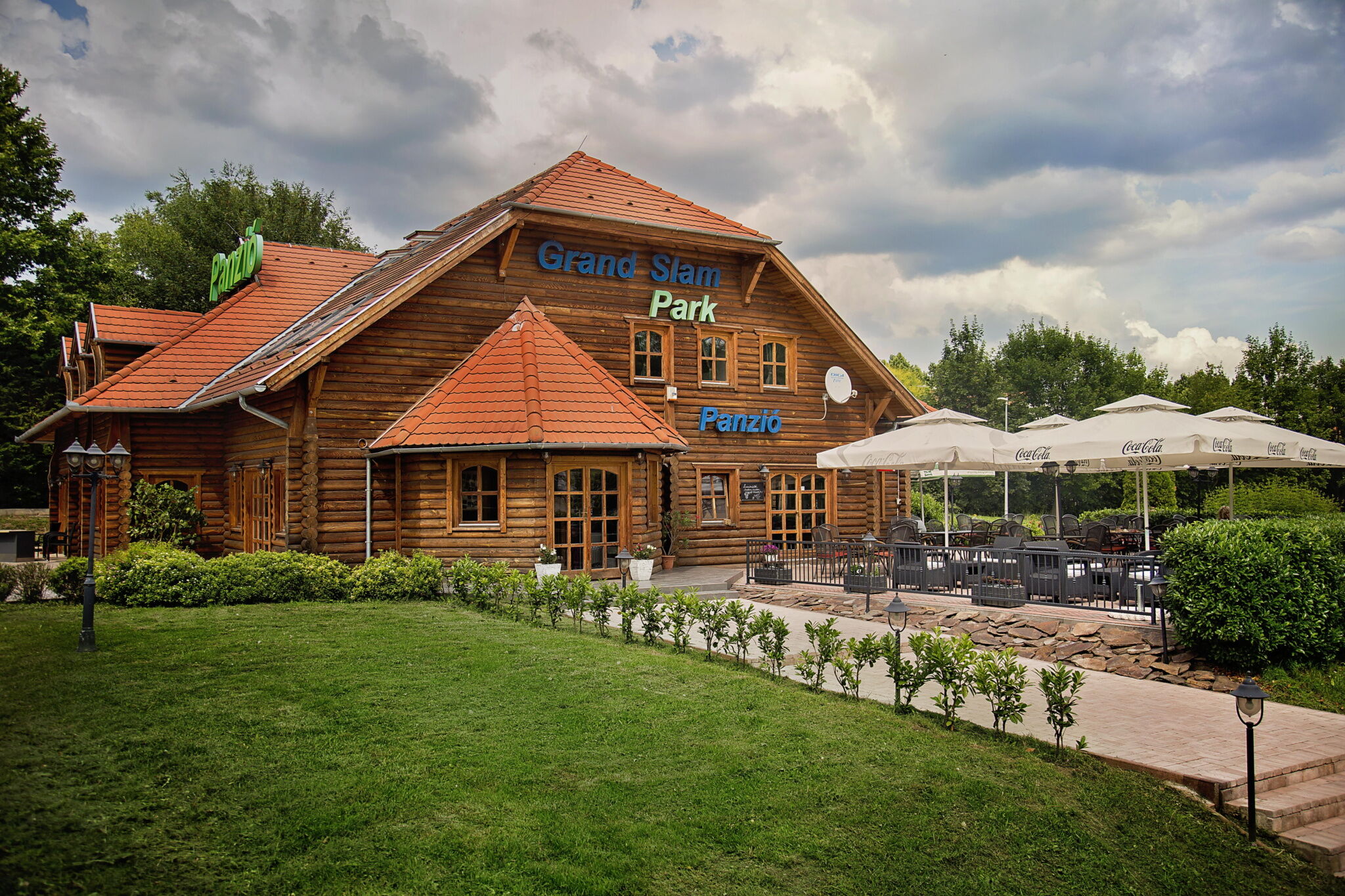 Grand Slam Park Panzio Budapest