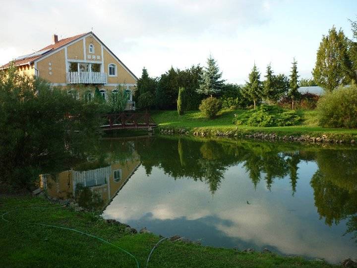 Aldos Wellness Panzio Farad