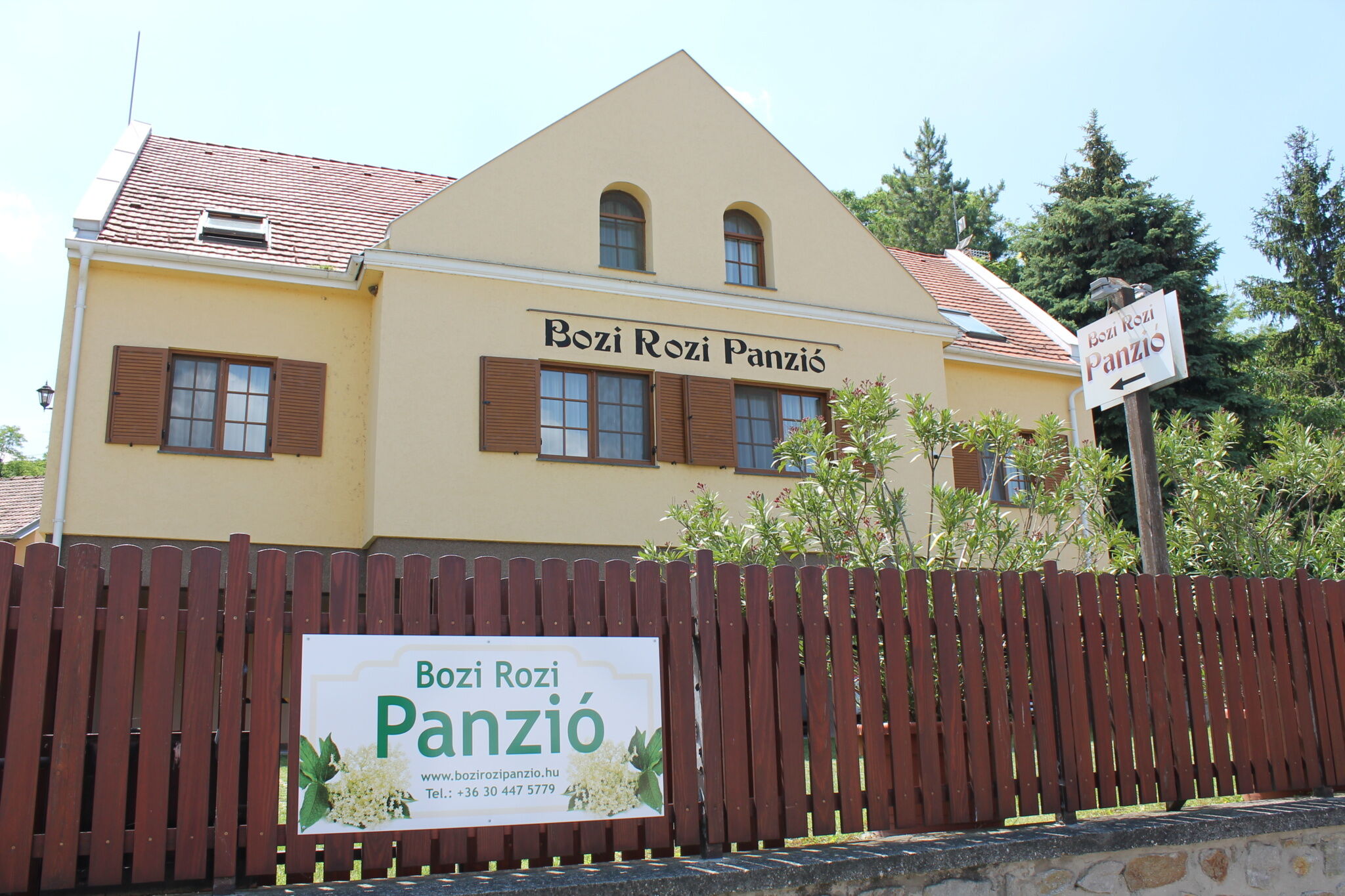 Bozi Rozi Panzio Fertoboz