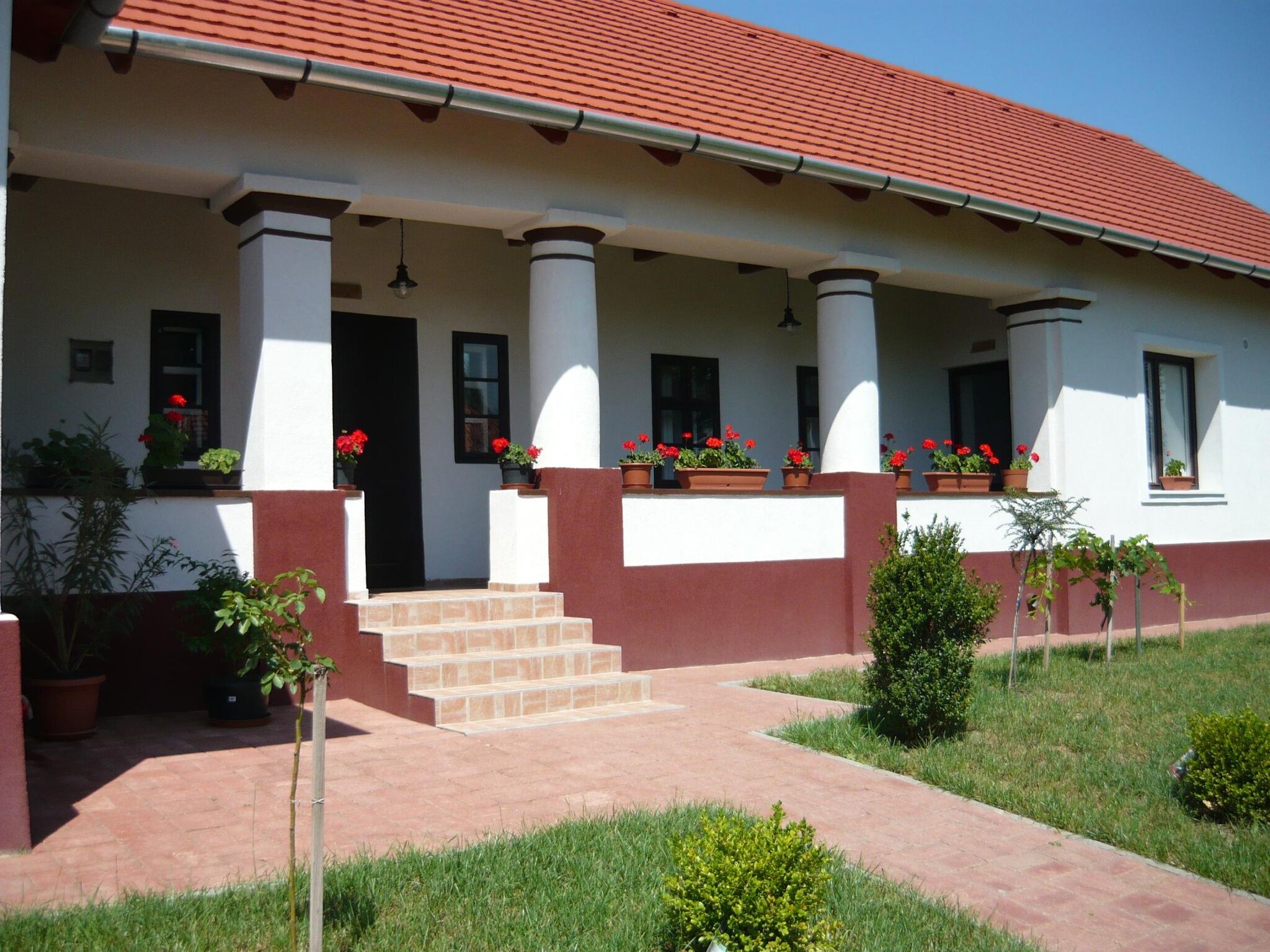 Almosdi Topart Vendeghaz Almosd
