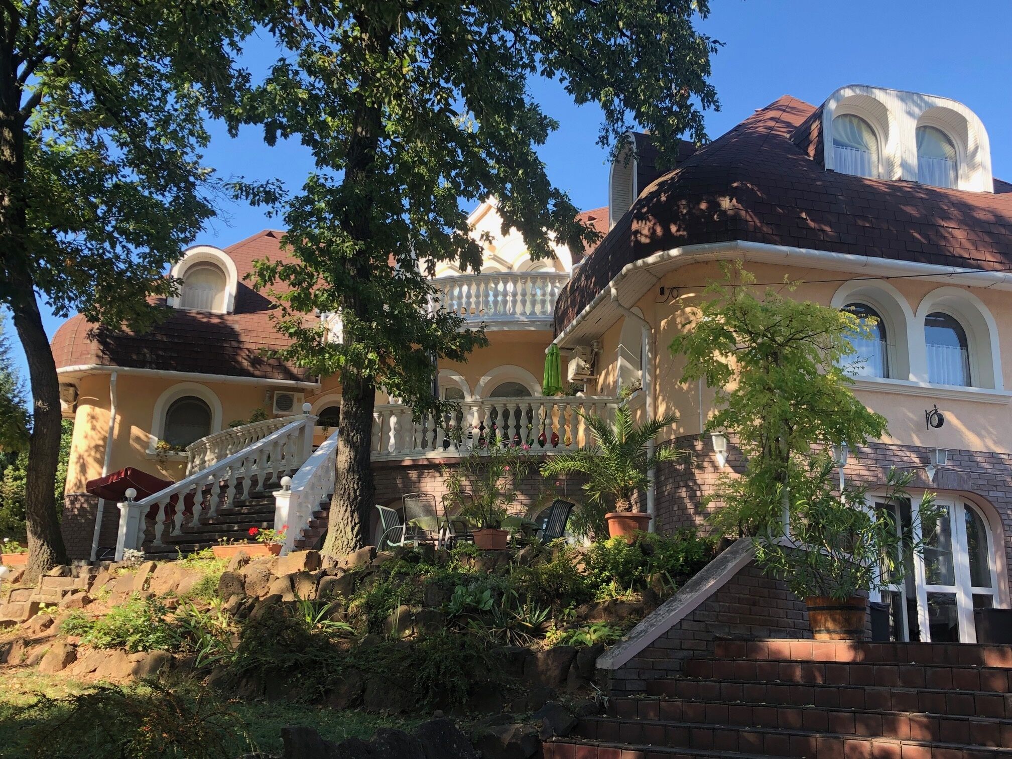 Kaptalan Vendeghaz Balatonalmadi