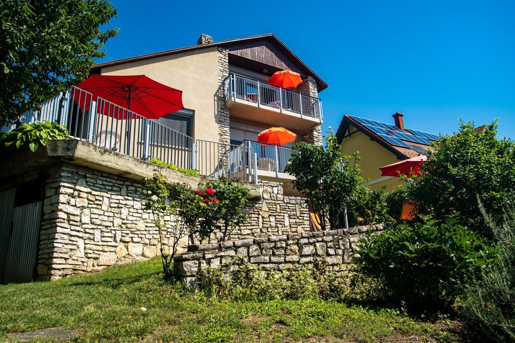 Sipi Vendeghaz Balatonalmadi