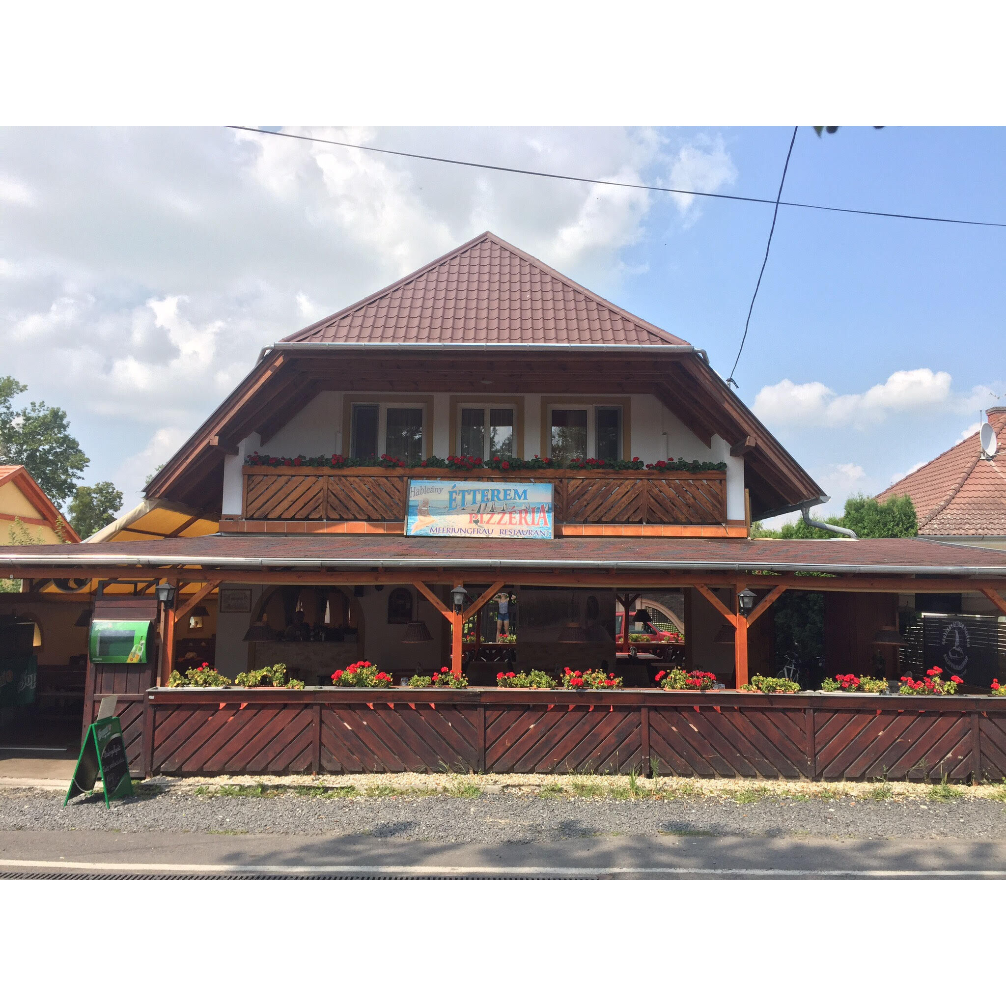 Hableany Etterem Pizzeria Es Vendeghaz Balatonmariafurdo