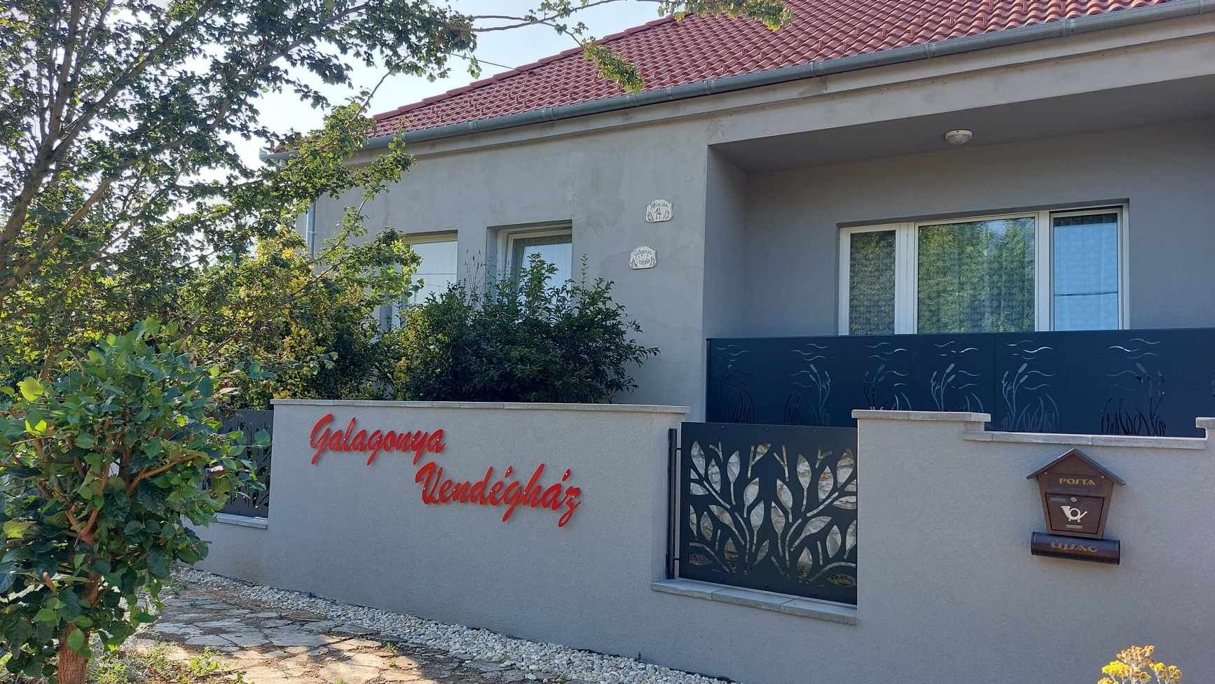 Galagonya Vendeghaz Bogyoszlo