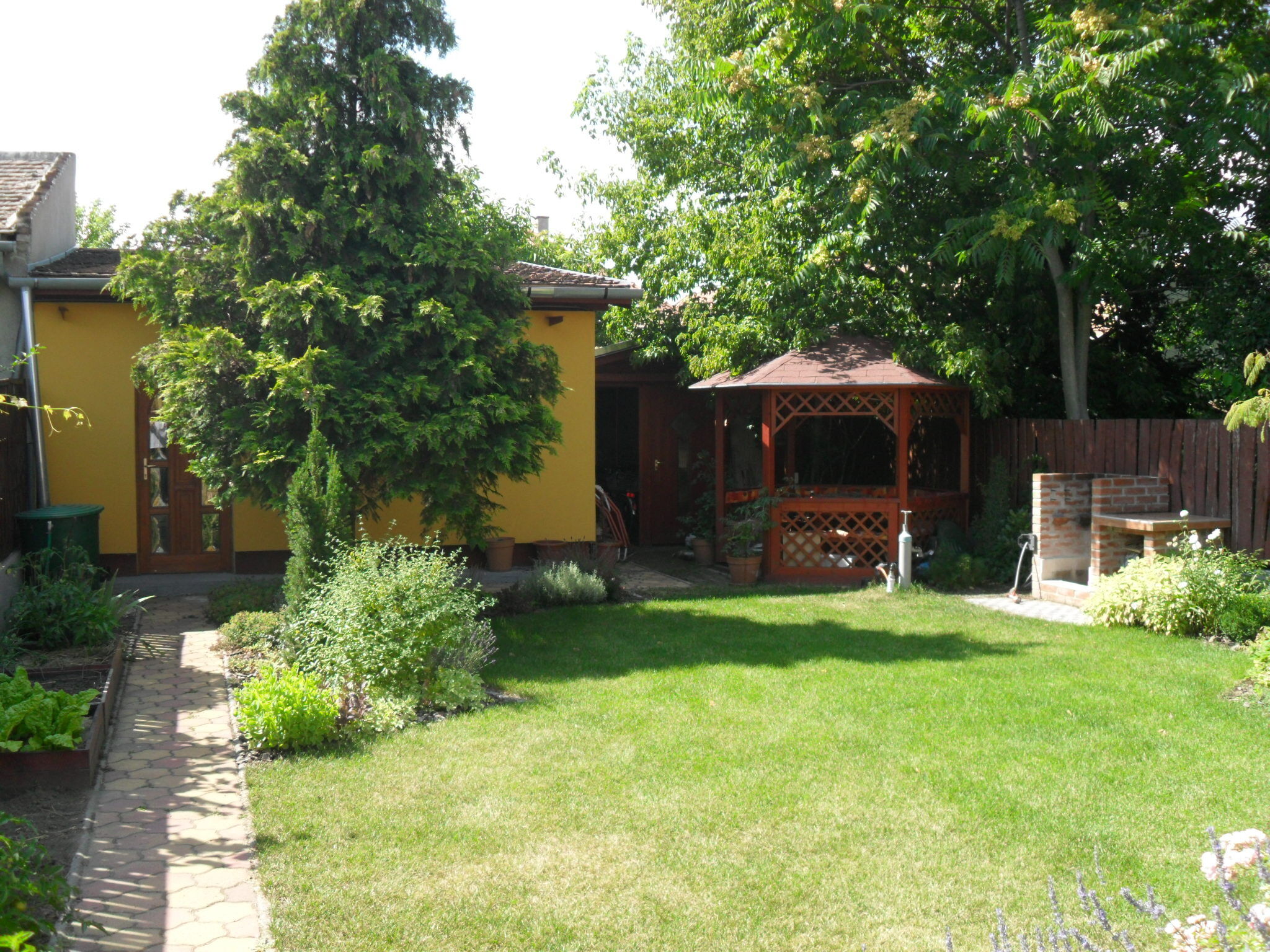 Ujkishaz Vendeghaz Budapest