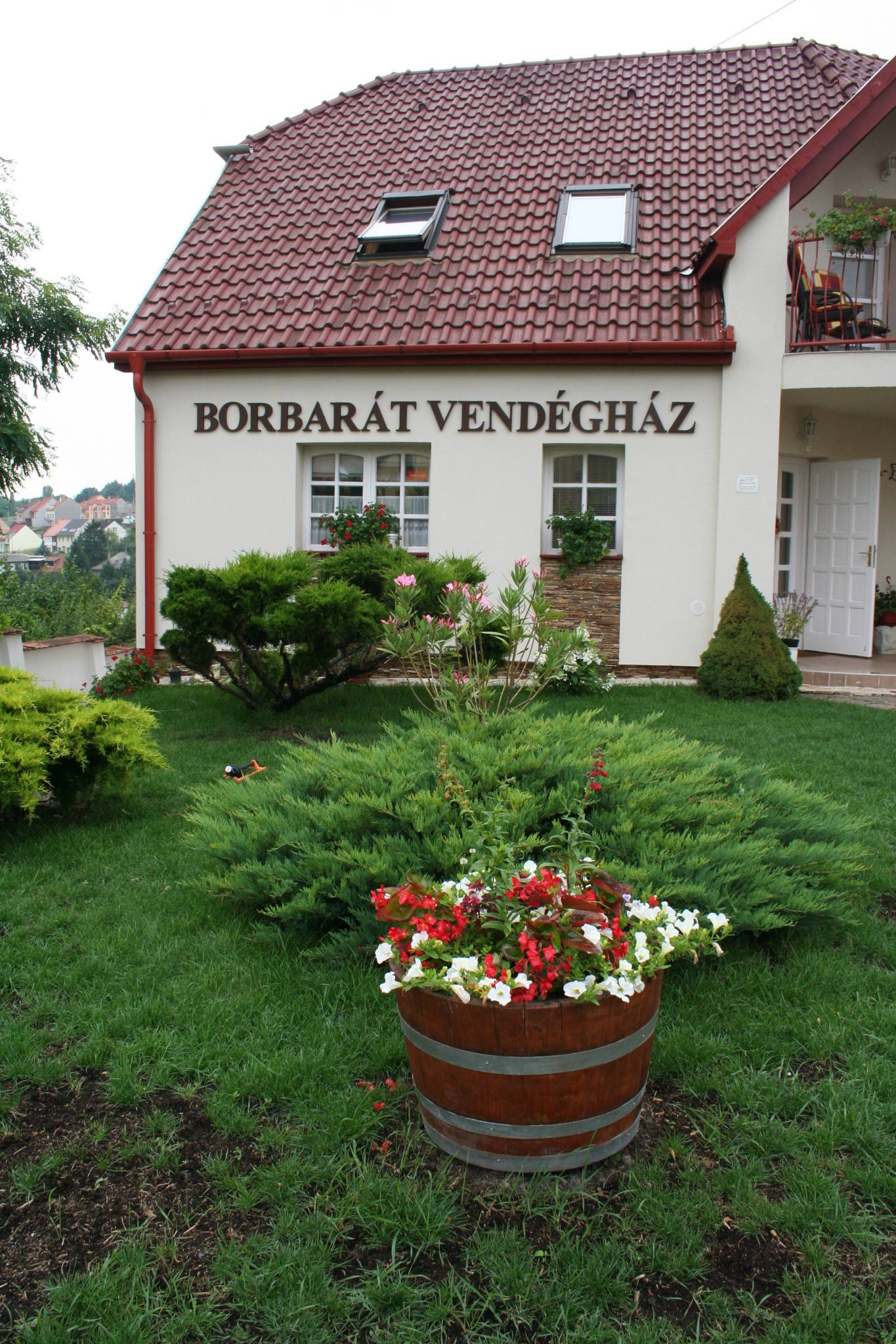 Borbarat Vendeghaz Eger
