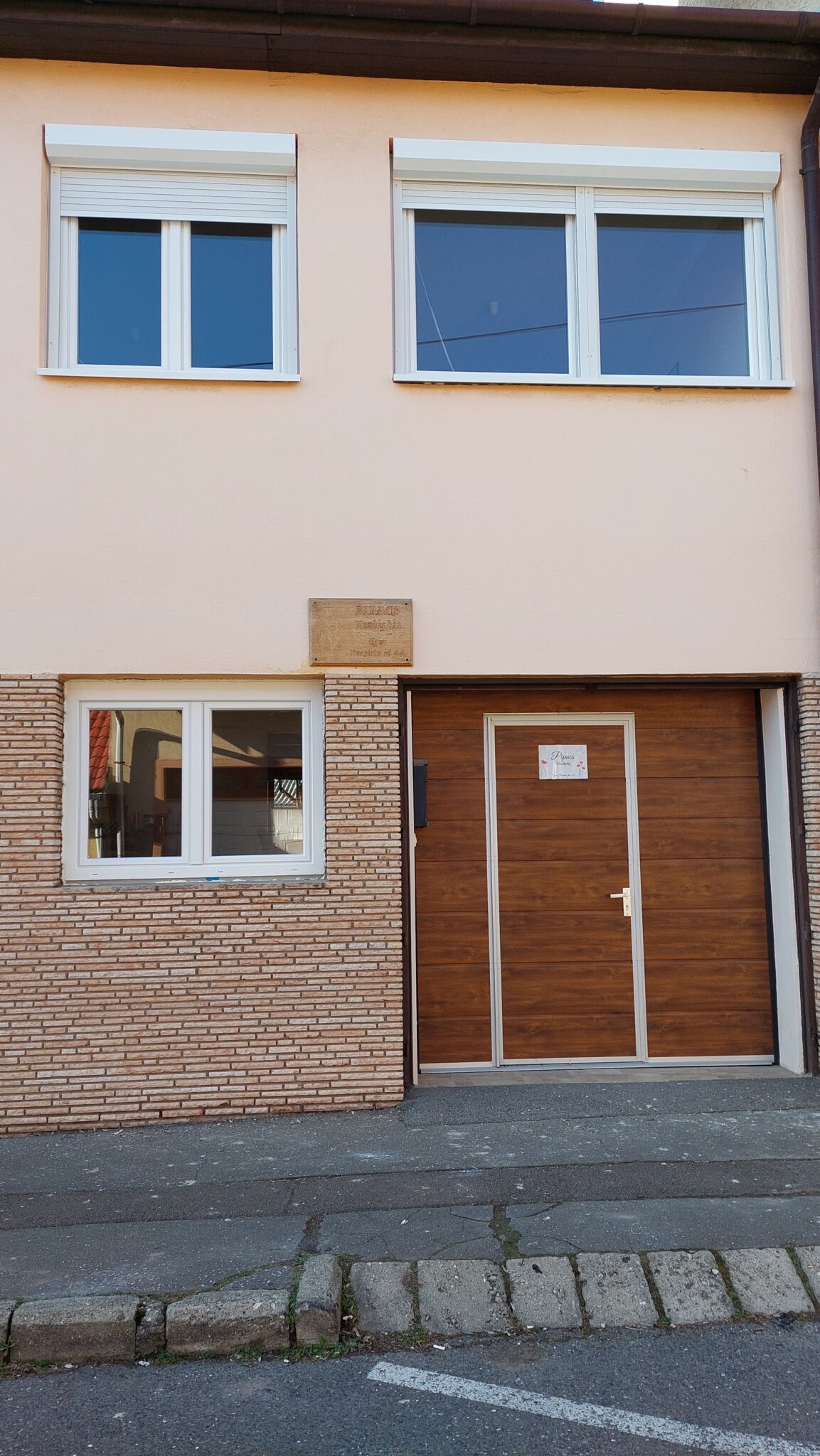 Pipacs Vendeghaz Eger