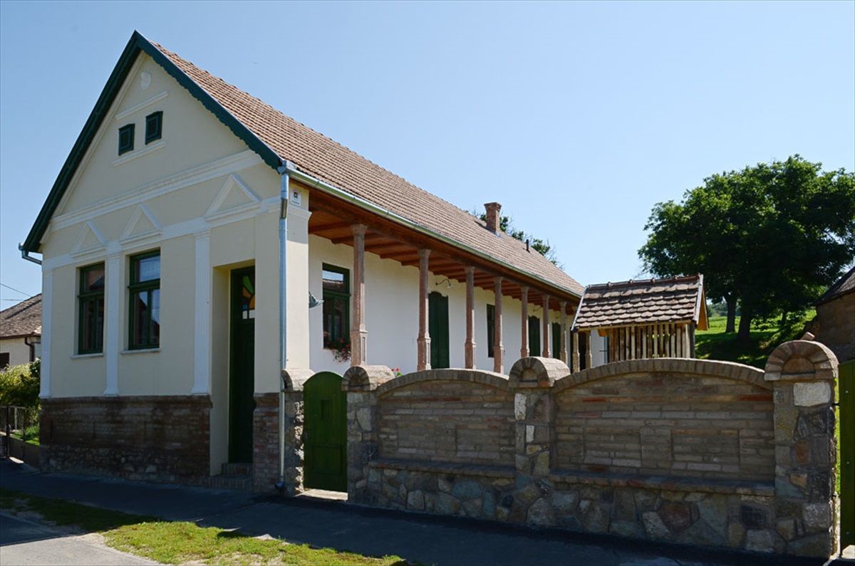 Zengoalja Vendeghaz Erzsebet