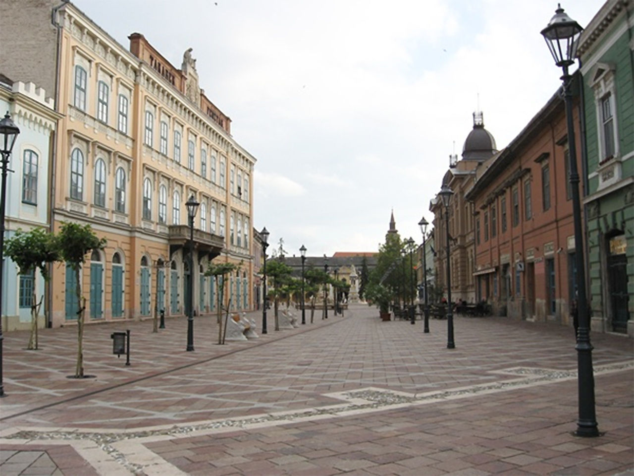 Central Vendeghaz Esztergom
