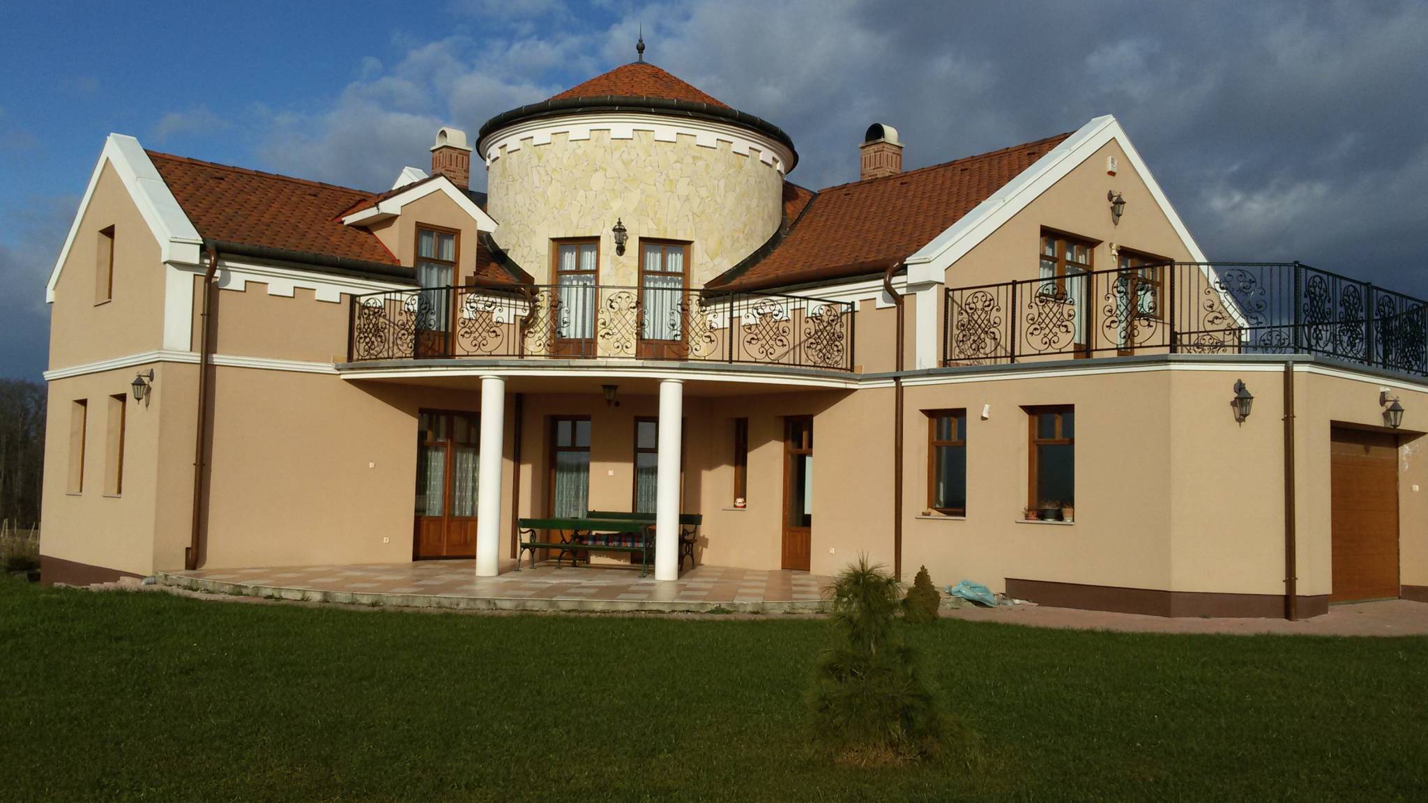 Holgyko Vendeghaz Farkasgyepu