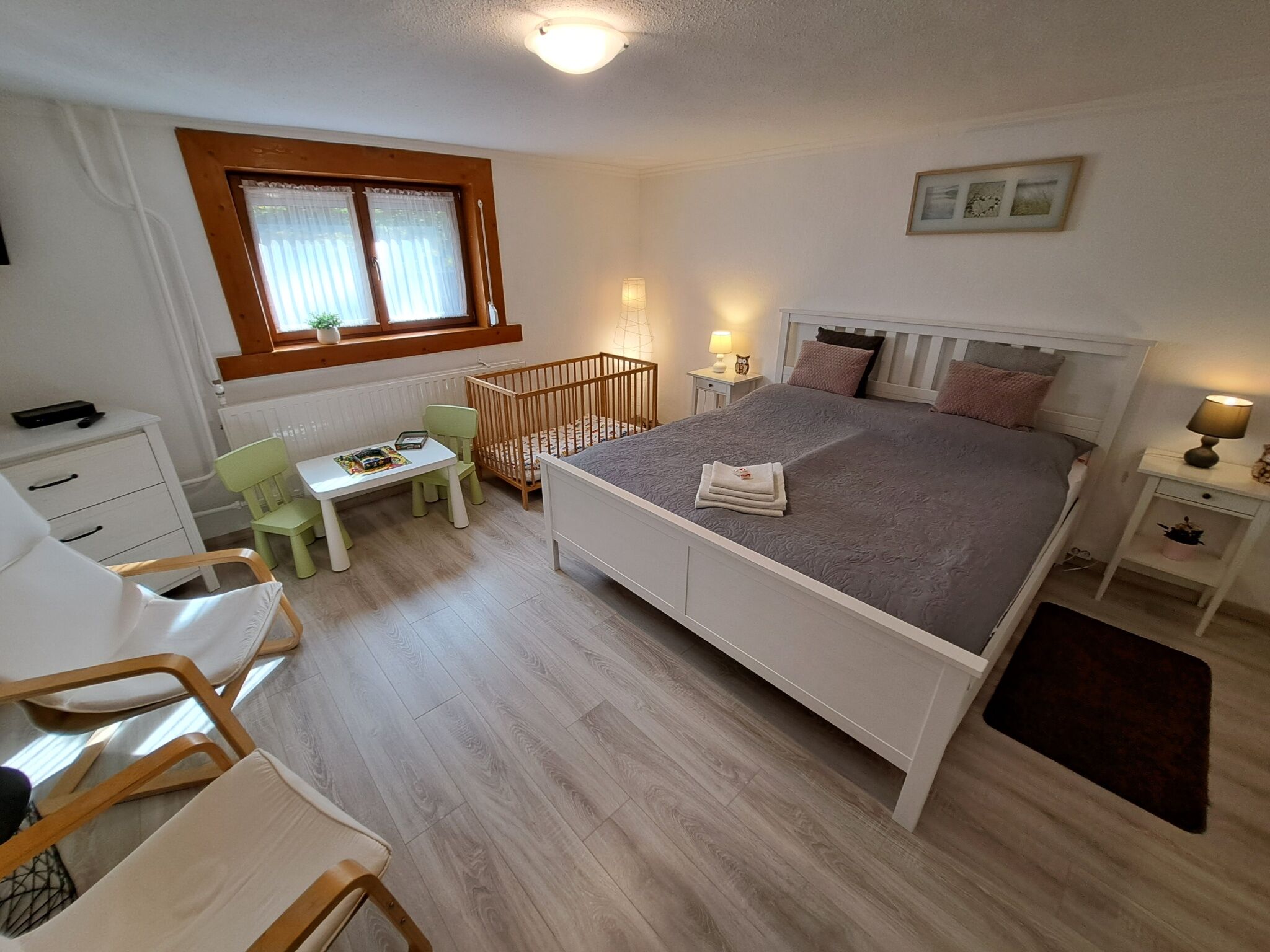 Akacfa Vendeghaz Felsotarkany