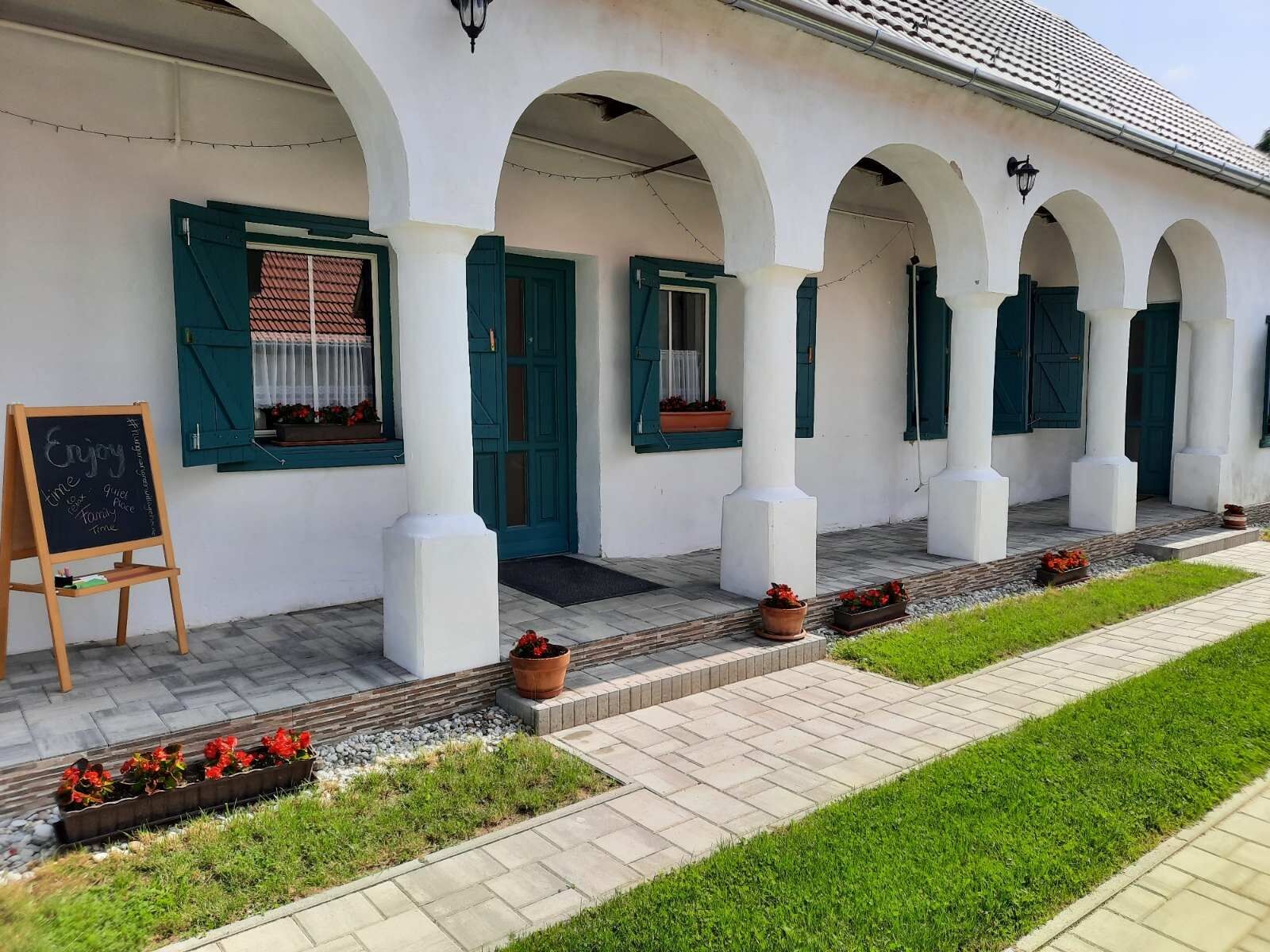 Green Village House Vendeghaz Ganna