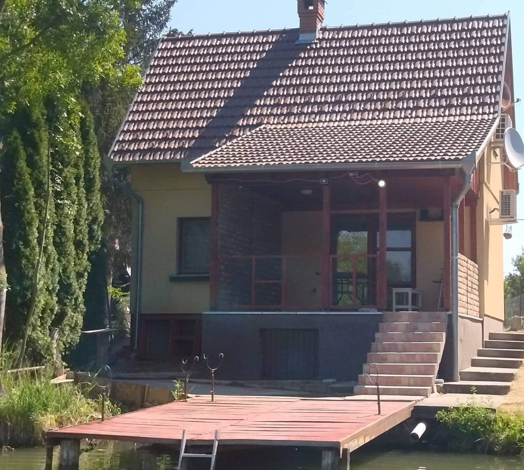 Adler Vendeghaz Horgasznyaralo Gyomaendrod