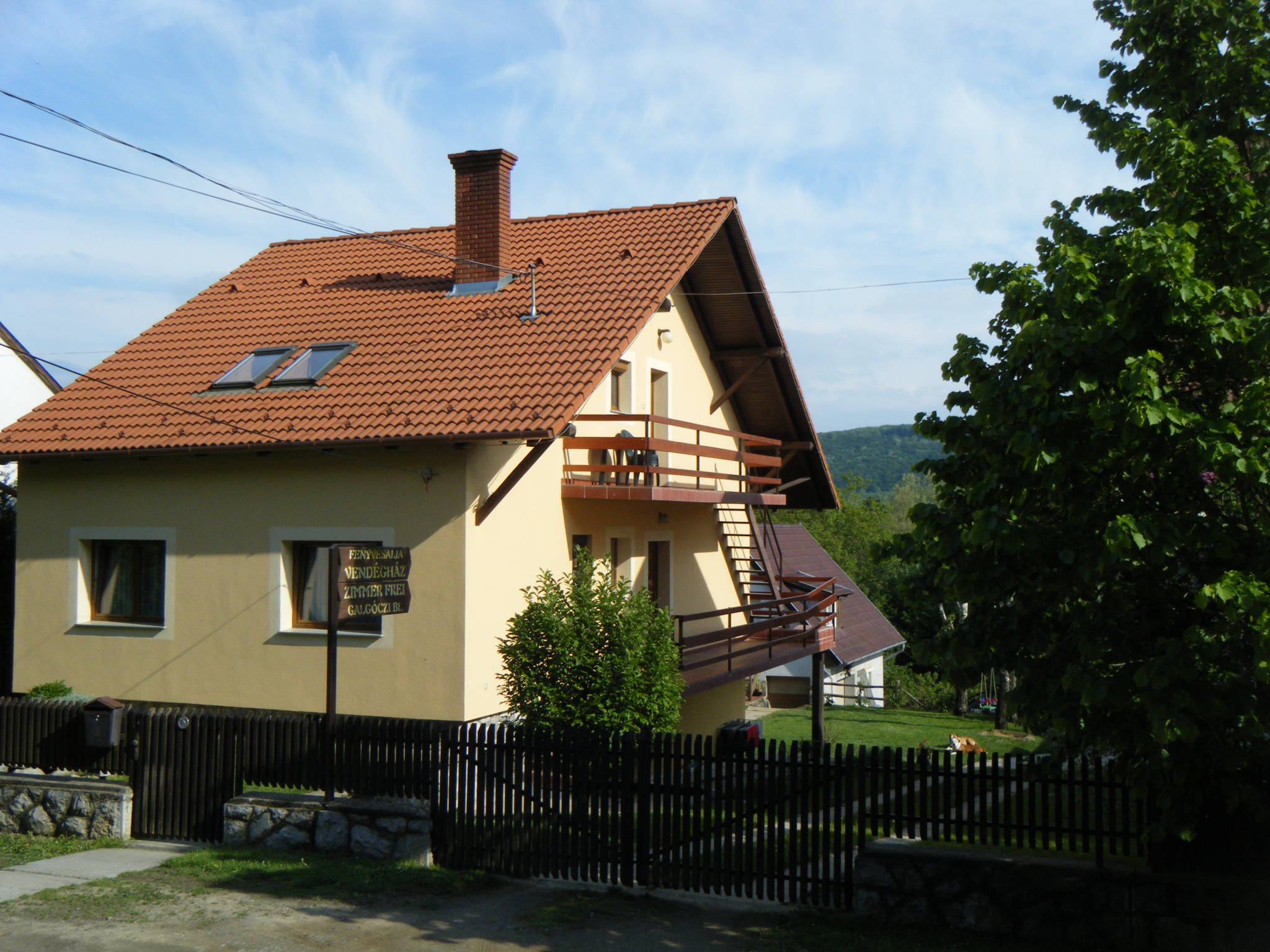 Fenyvesalja Vendeghaz Orfu