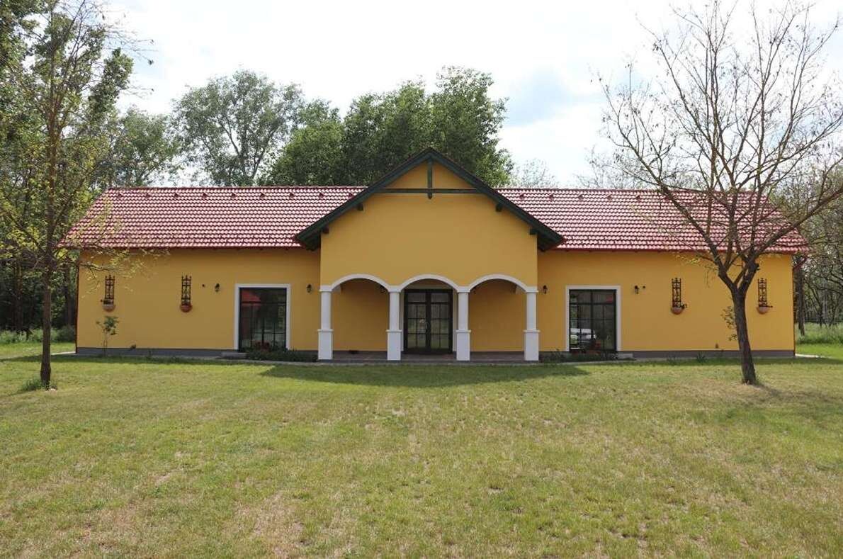 Zold Tanya Vendeghaz Es Rendezvenykozpont Kiskunmajsa
