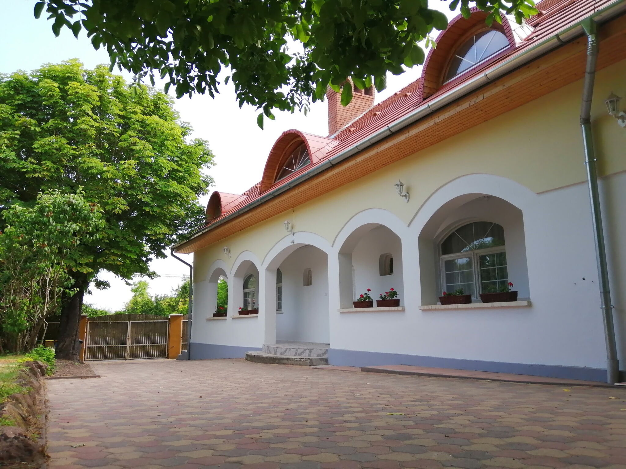 Gesztenye Vendeghaz Sagvar