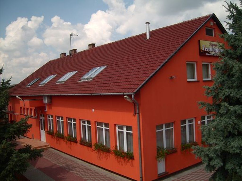 Napsugar Vendeghaz Es Rendezvenyhaz Kisszallas