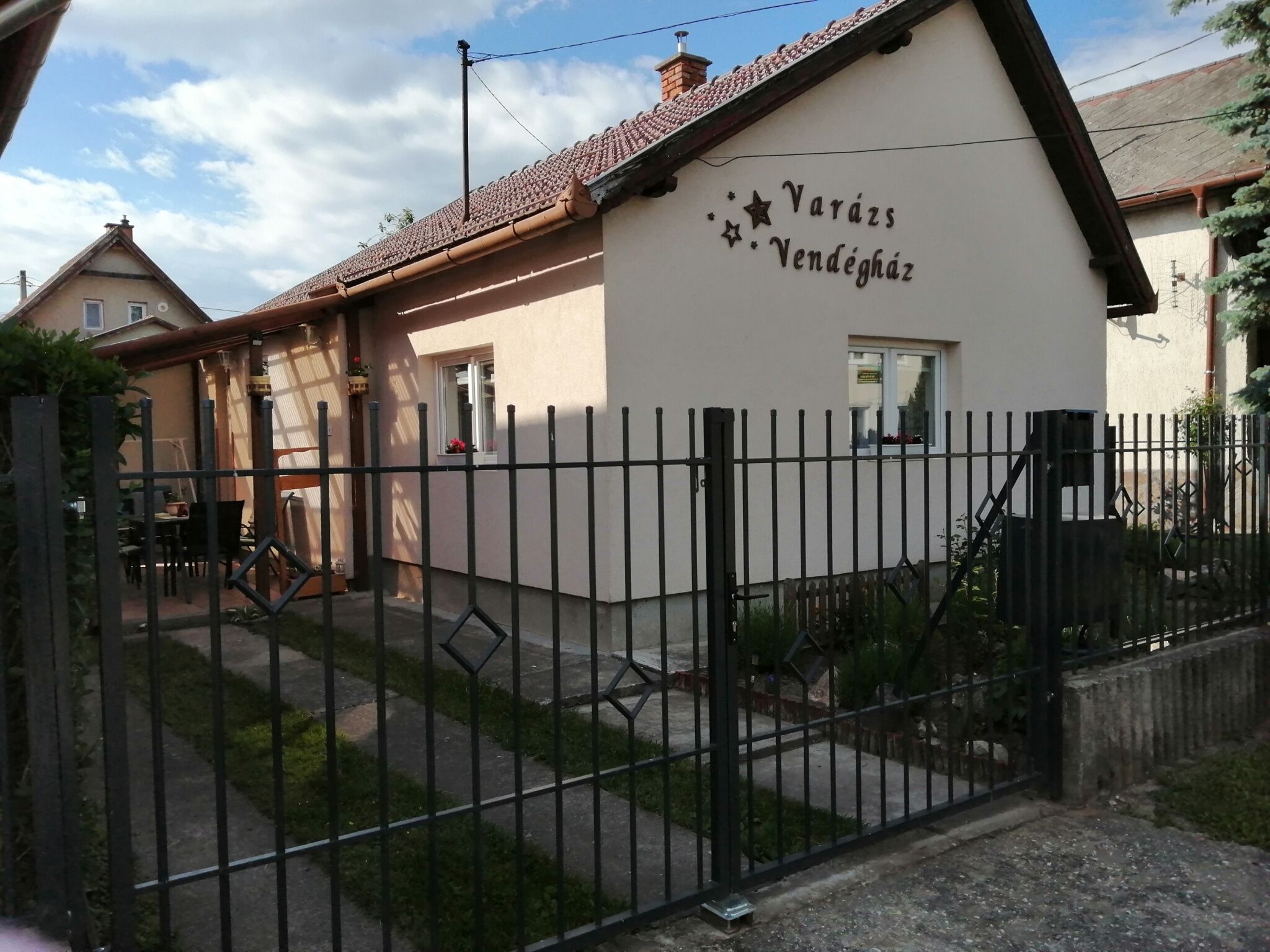 Varazs Vendeghaz Sarospatak