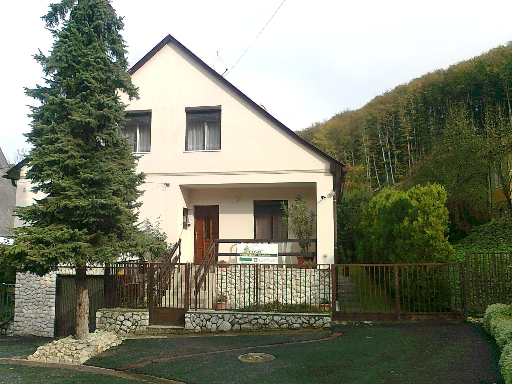 3 Fenyo Vendeghaz Miskolc