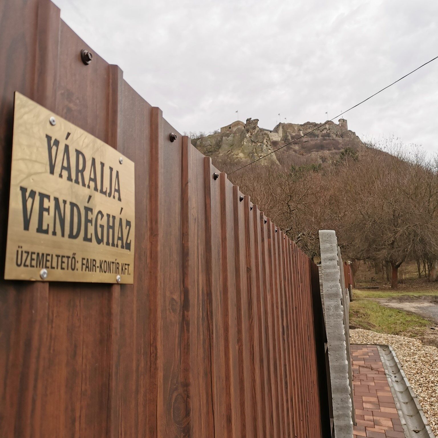 Varalja Vendeghaz Sirok