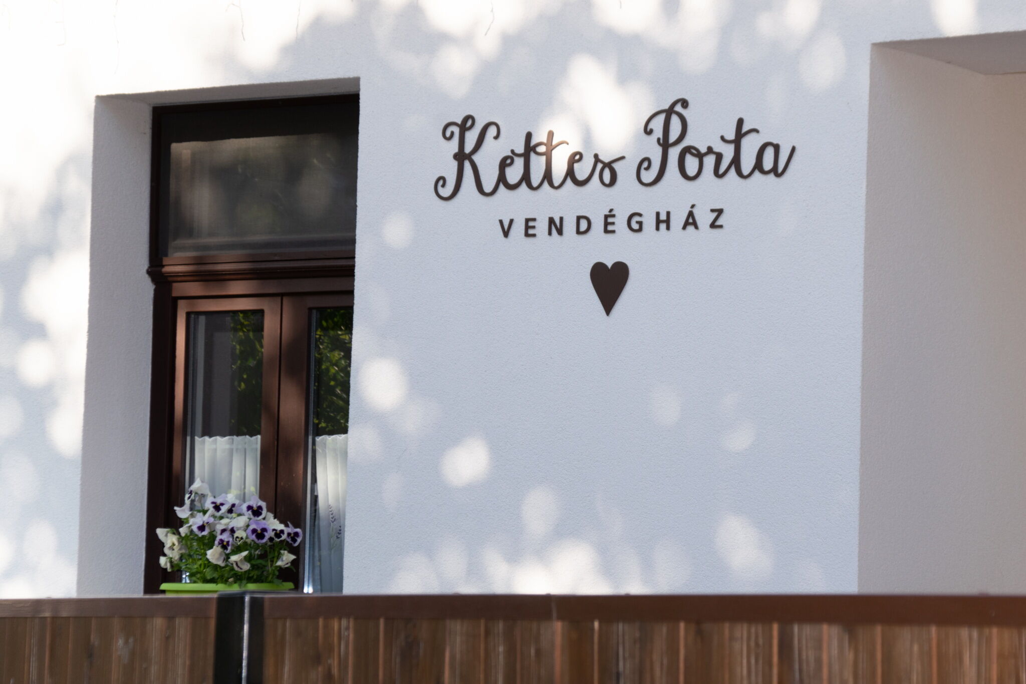 Kettes Porta Vendeghaz Noszvaj